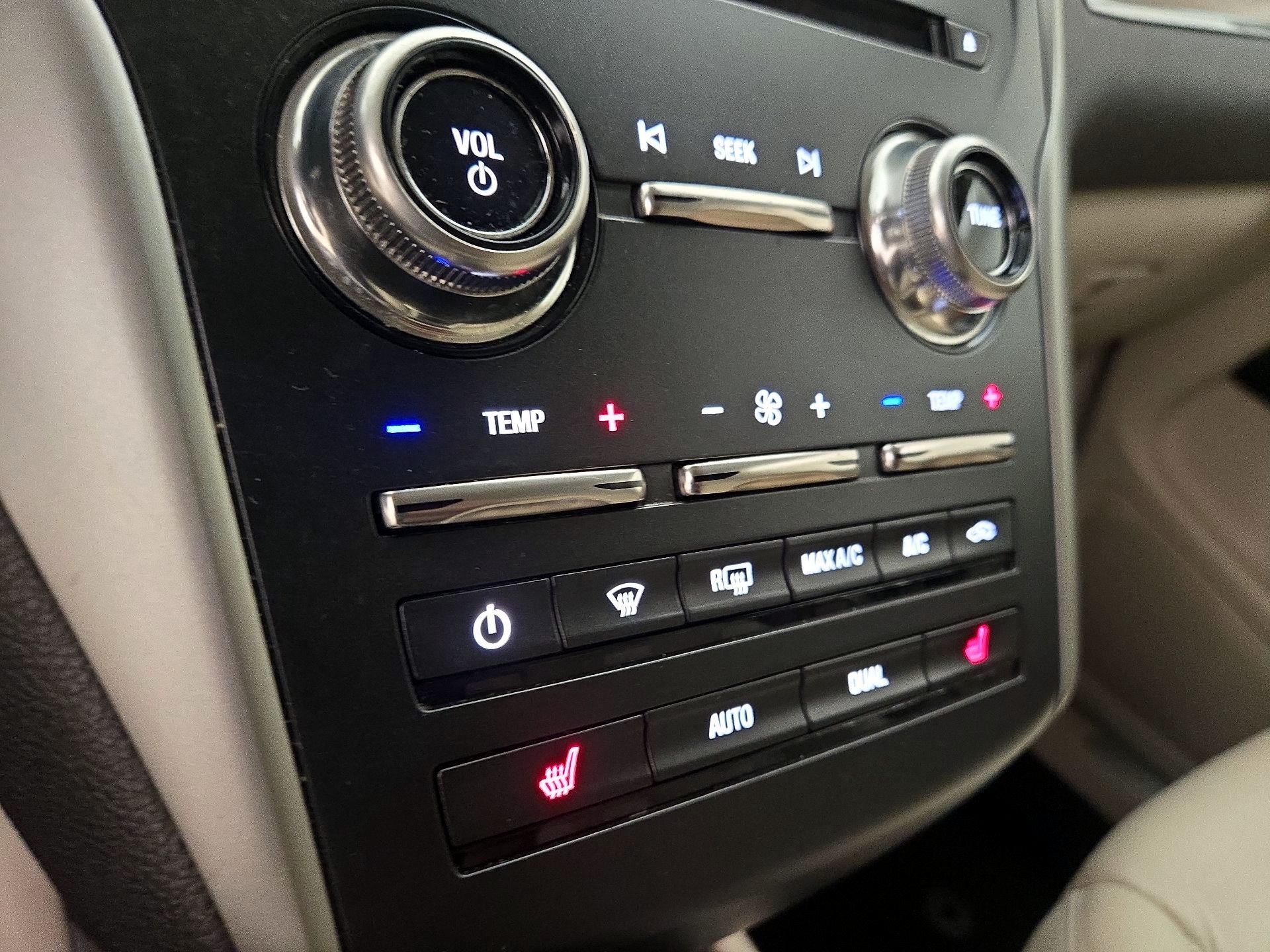 Thumbnail: 2017 Lincoln MKC - 16
