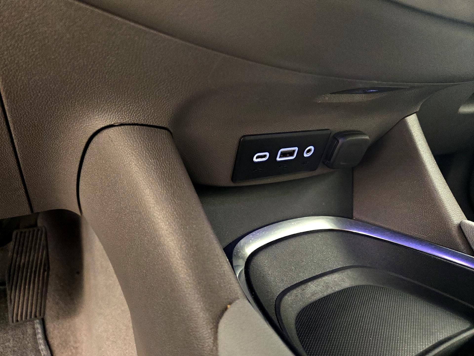 Thumbnail: 2020 Chevrolet Malibu - 18