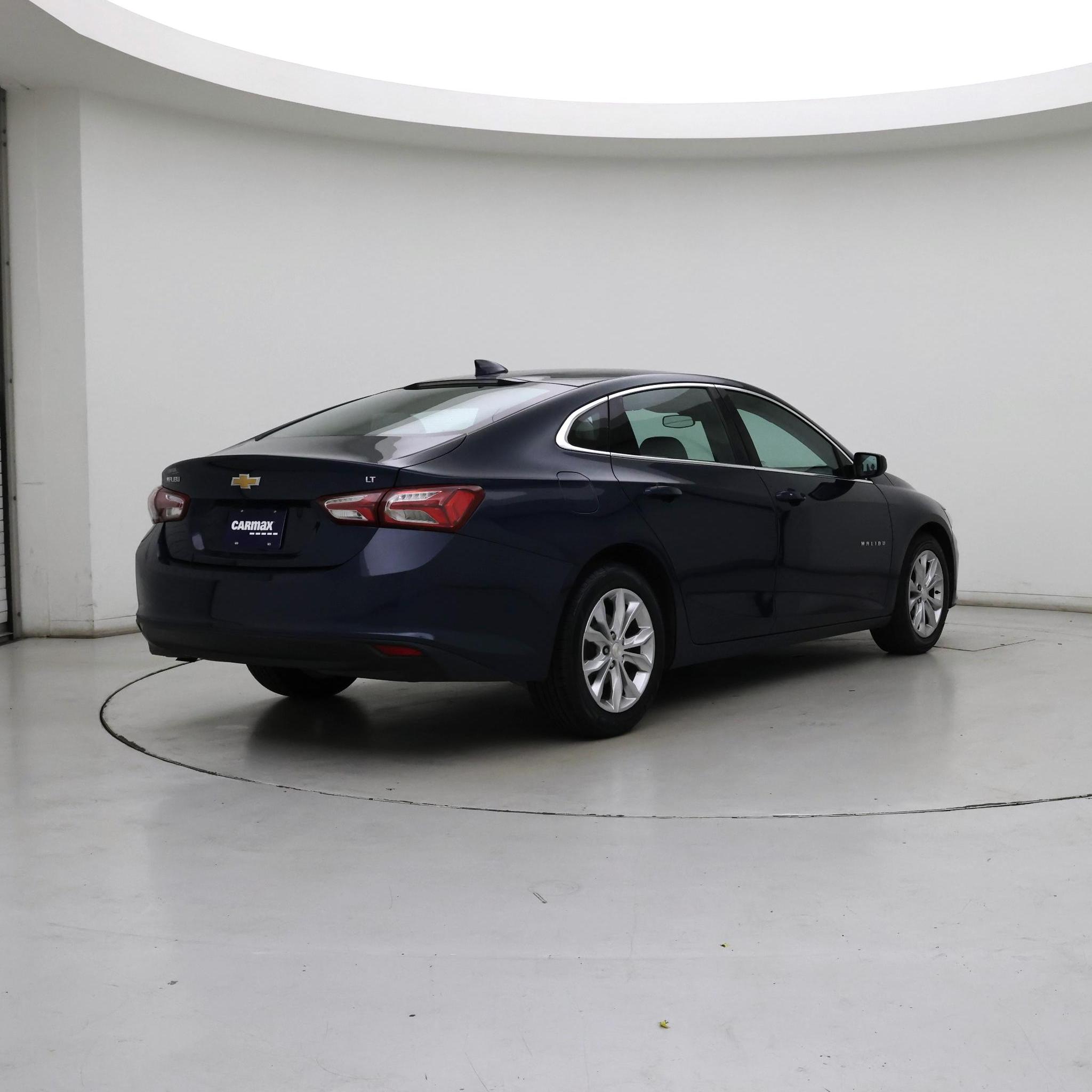 Thumbnail: 2020 Chevrolet Malibu - 8