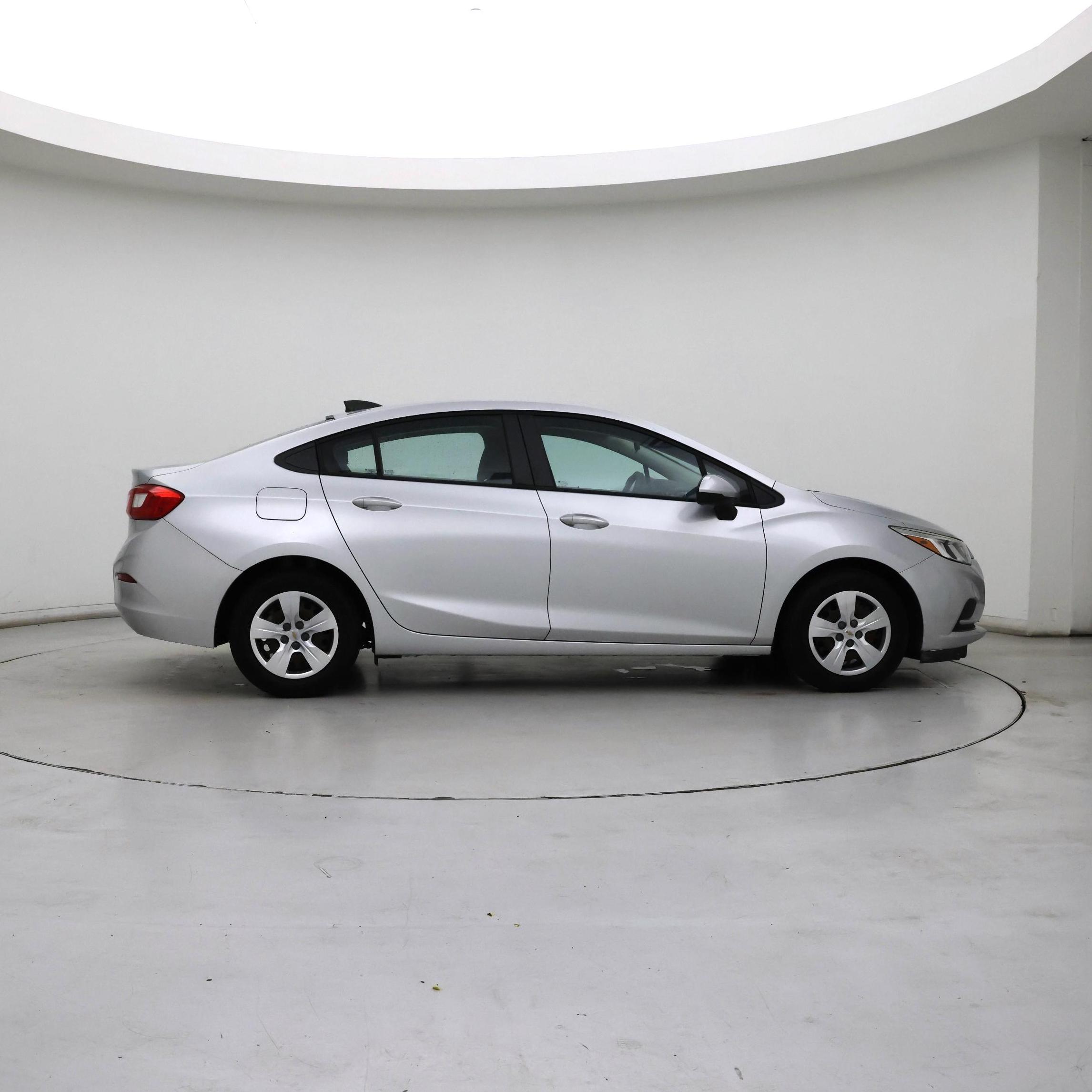 Thumbnail: 2017 Chevrolet Cruze - 7