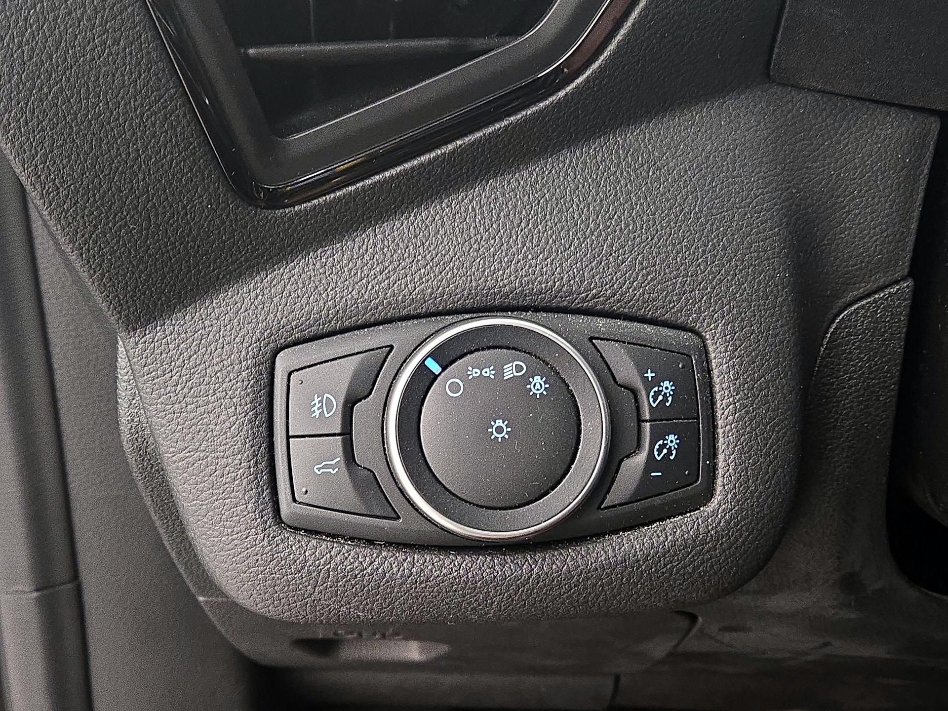 Thumbnail: 2017 Ford Escape - 13