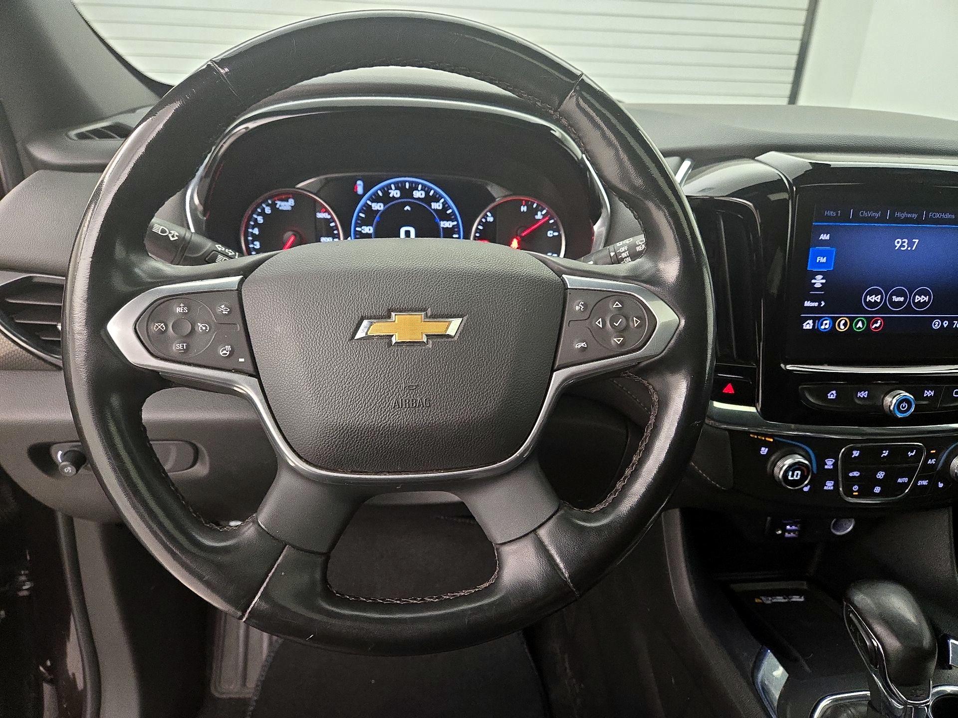 Thumbnail: 2023 Chevrolet Traverse - 10