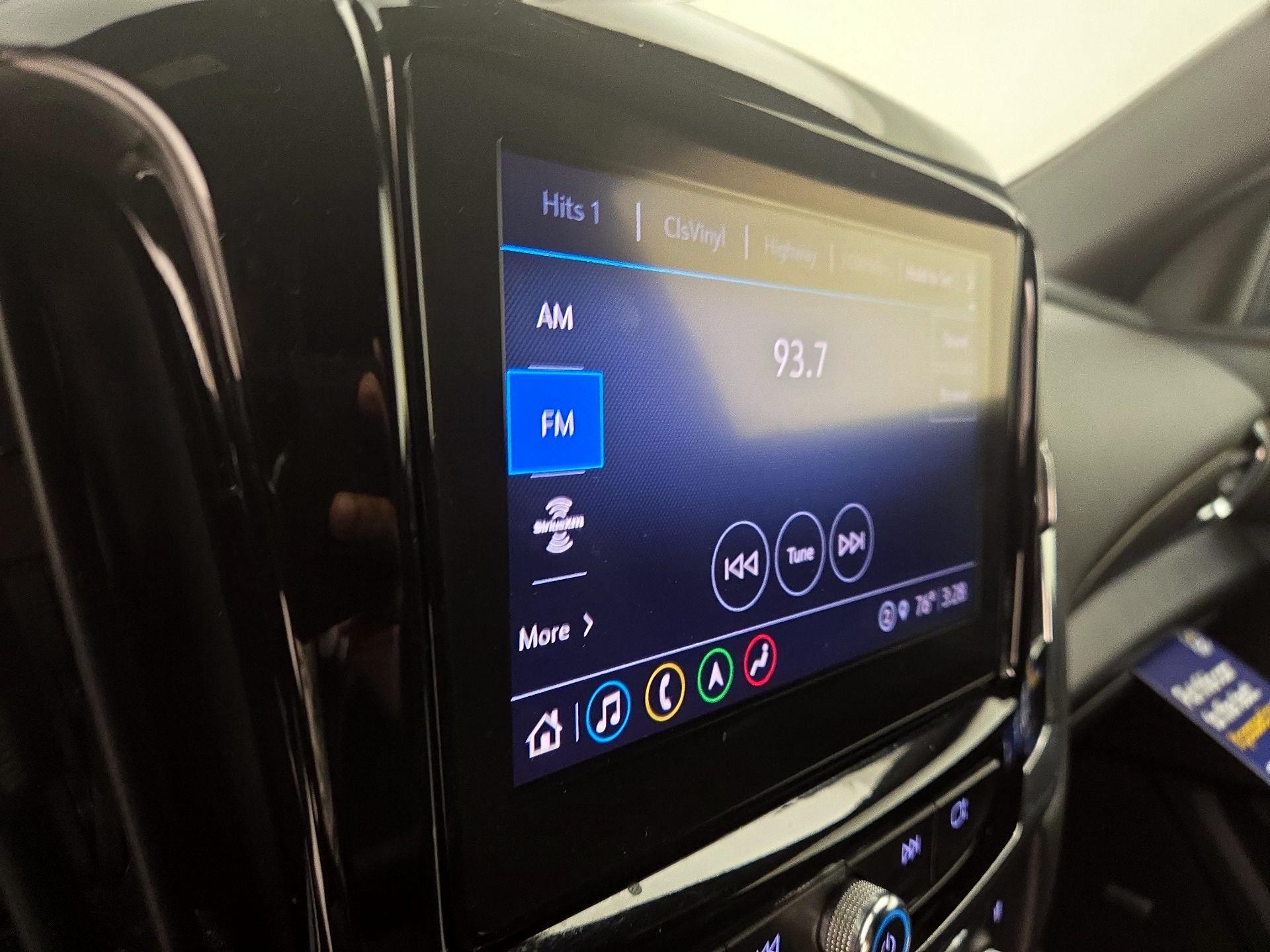 Thumbnail: 2023 Chevrolet Traverse - 15