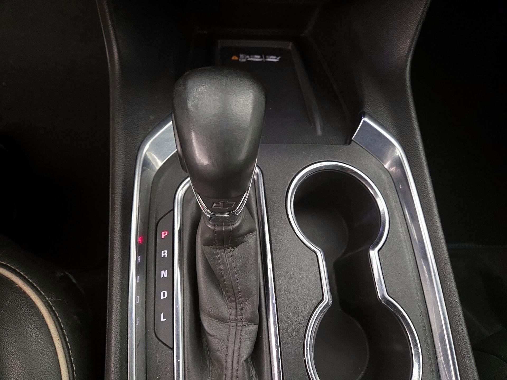 Thumbnail: 2023 Chevrolet Traverse - 17