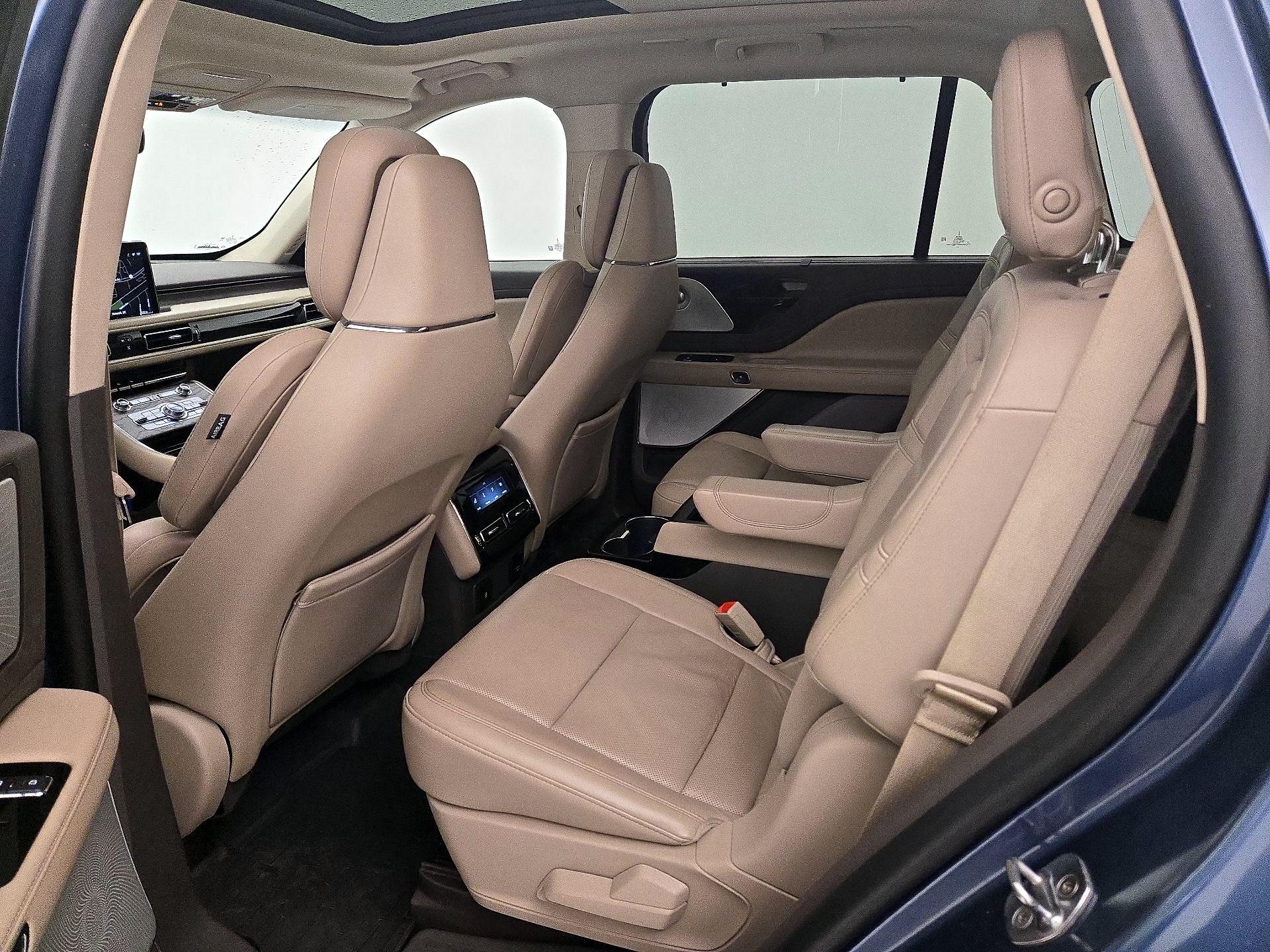 Thumbnail: 2020 Lincoln Aviator - 20