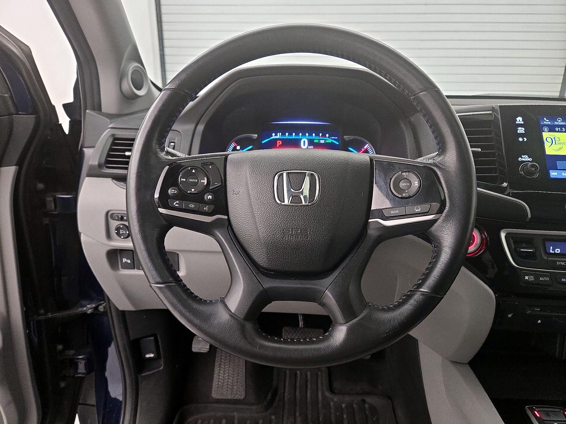 Thumbnail: 2019 Honda Pilot - 10