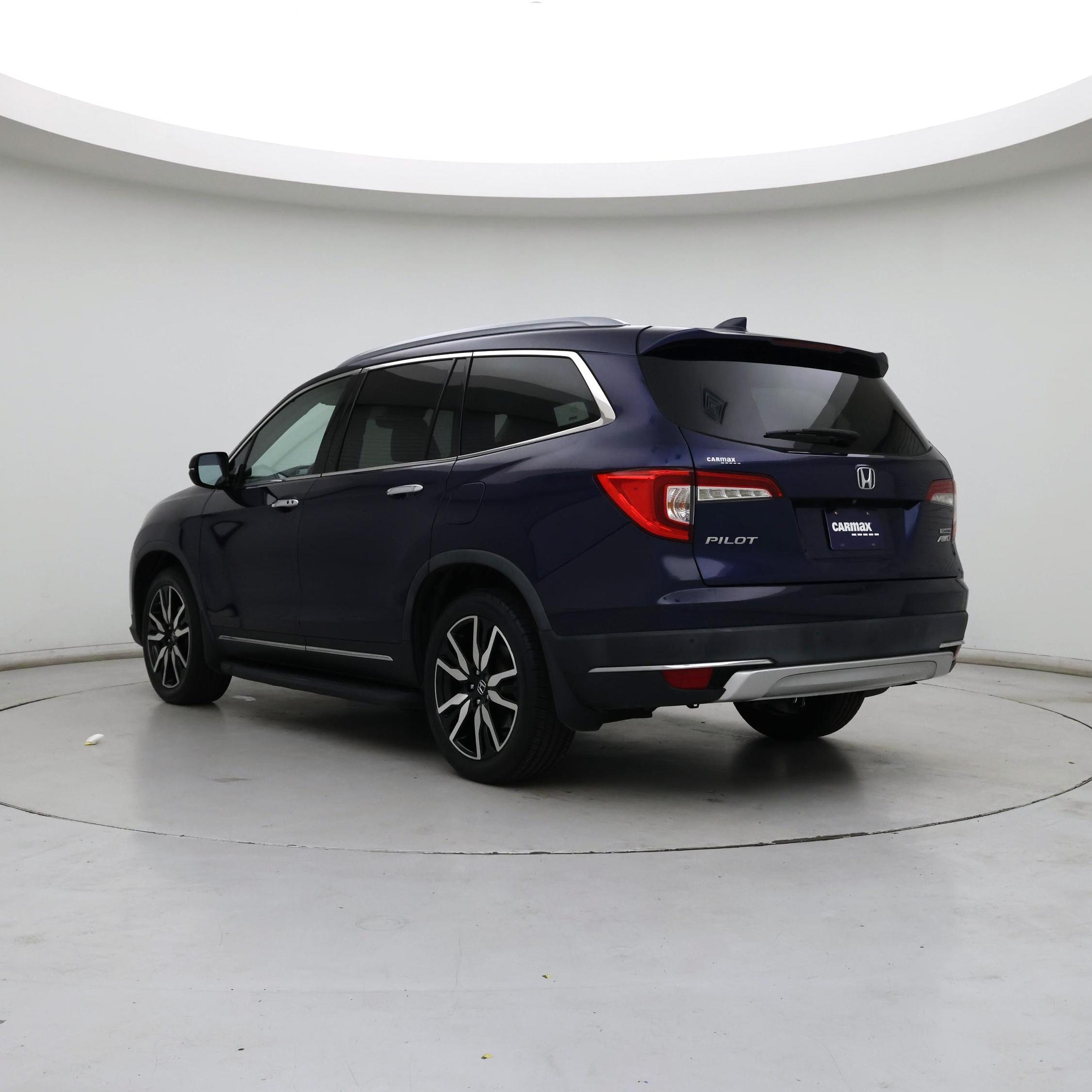 Thumbnail: 2019 Honda Pilot - 2