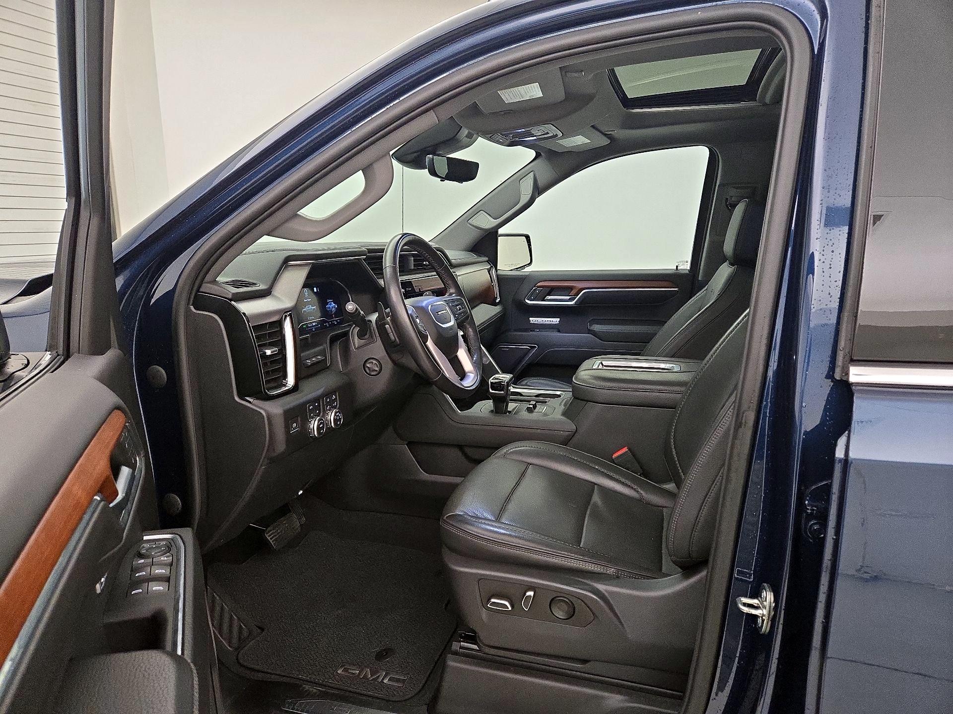 Thumbnail: 2022 GMC Sierra 1500 - 11