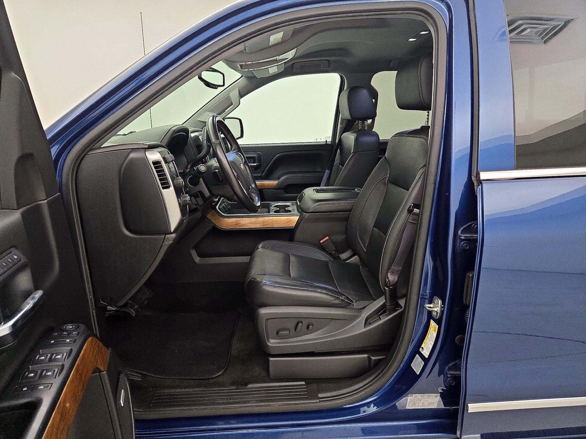 Thumbnail: 2016 Chevrolet Silverado 1500 - 11