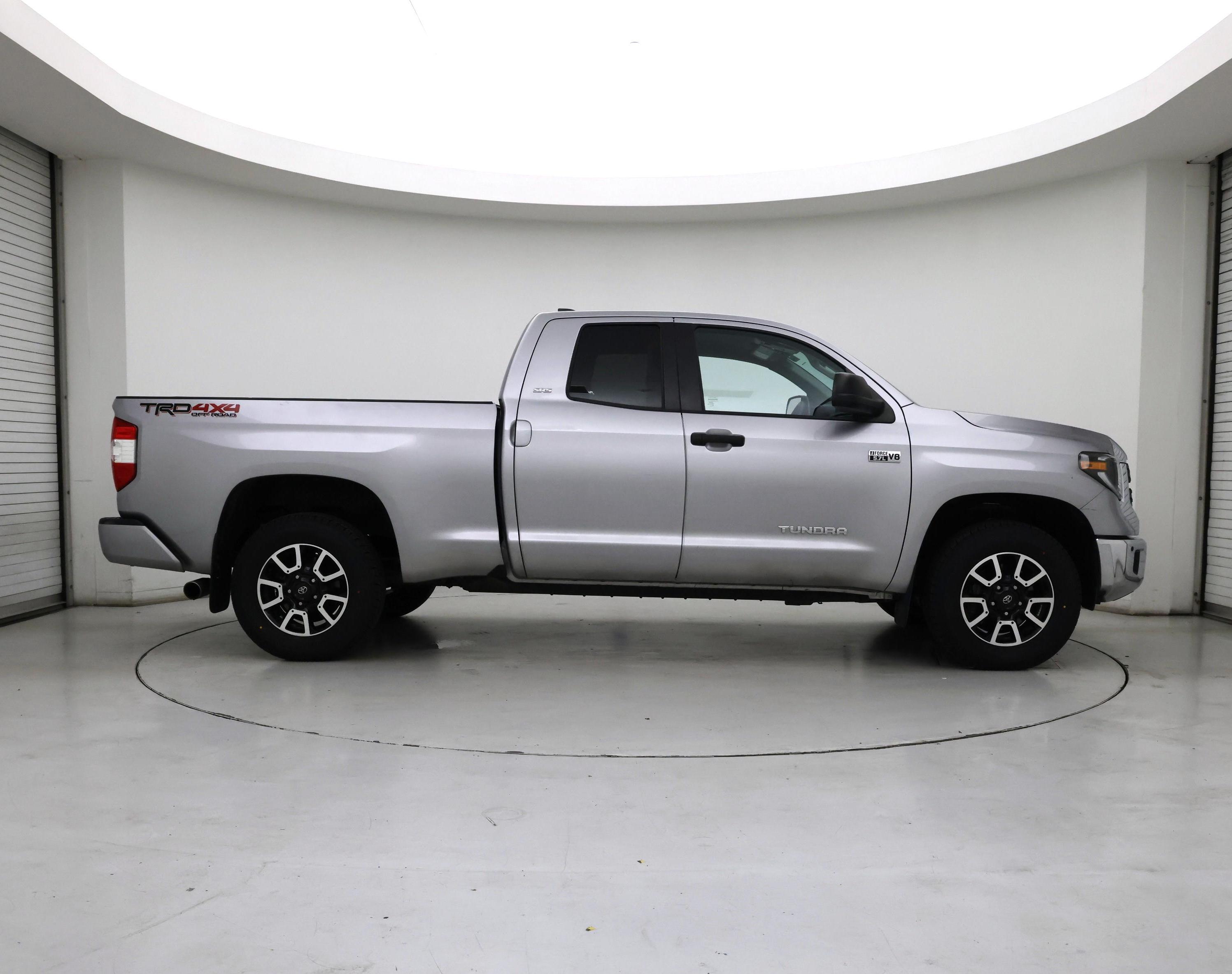 Thumbnail: 2021 Toyota Tundra - 7