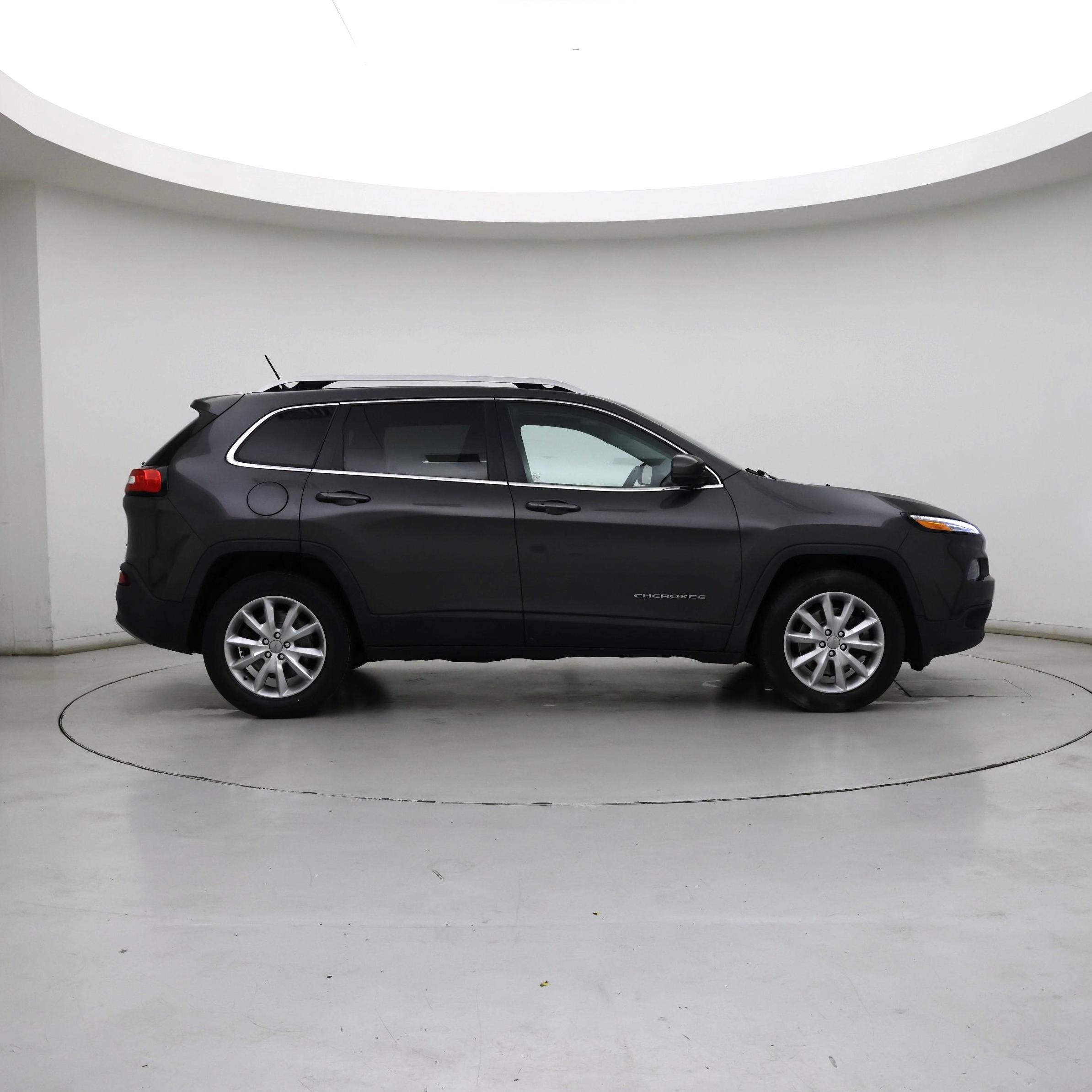 Thumbnail: 2015 Jeep Cherokee - 7