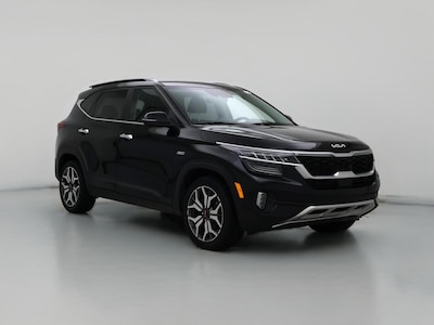 Black 2022 Kia Seltos SX