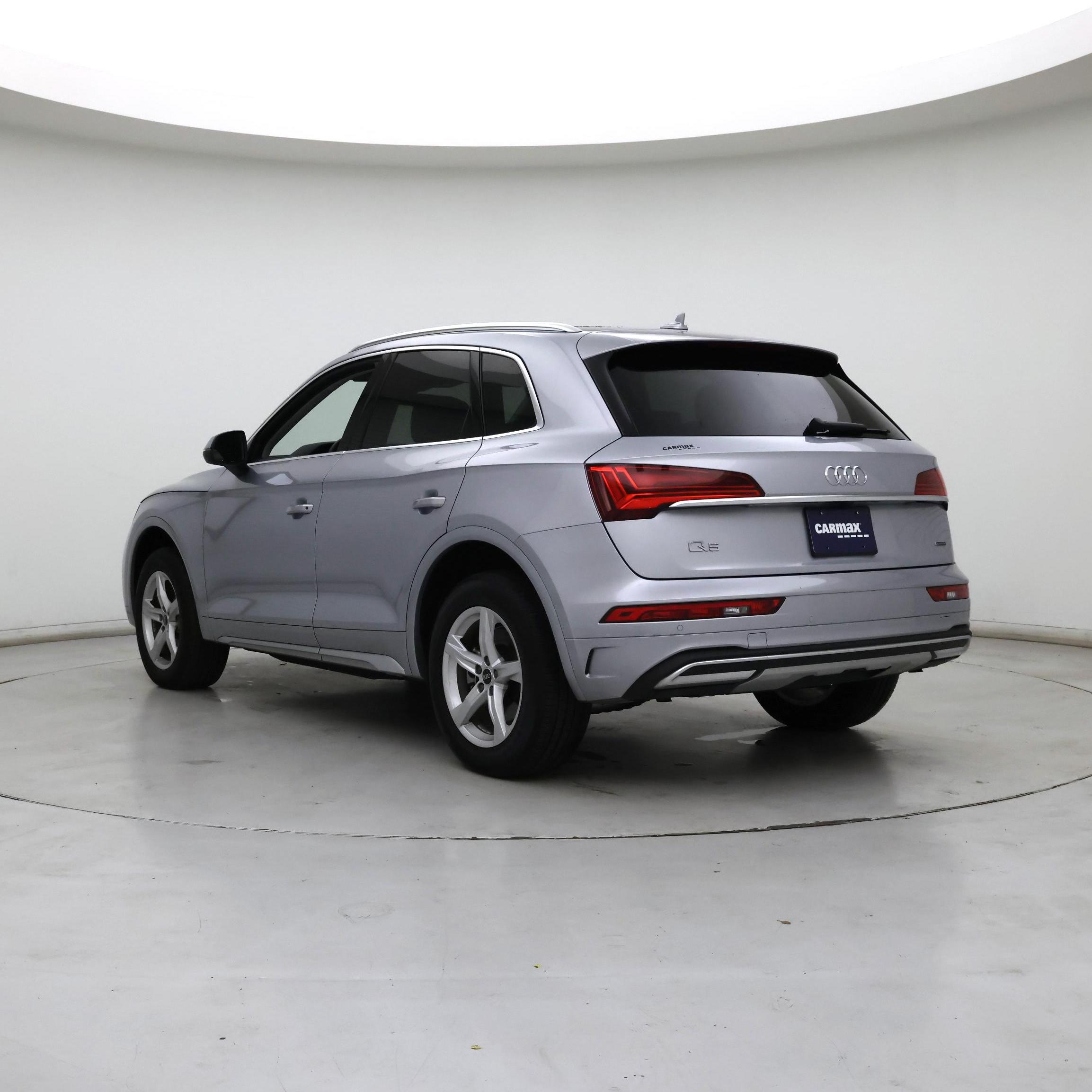 Thumbnail: 2023 Audi Q5 - 2