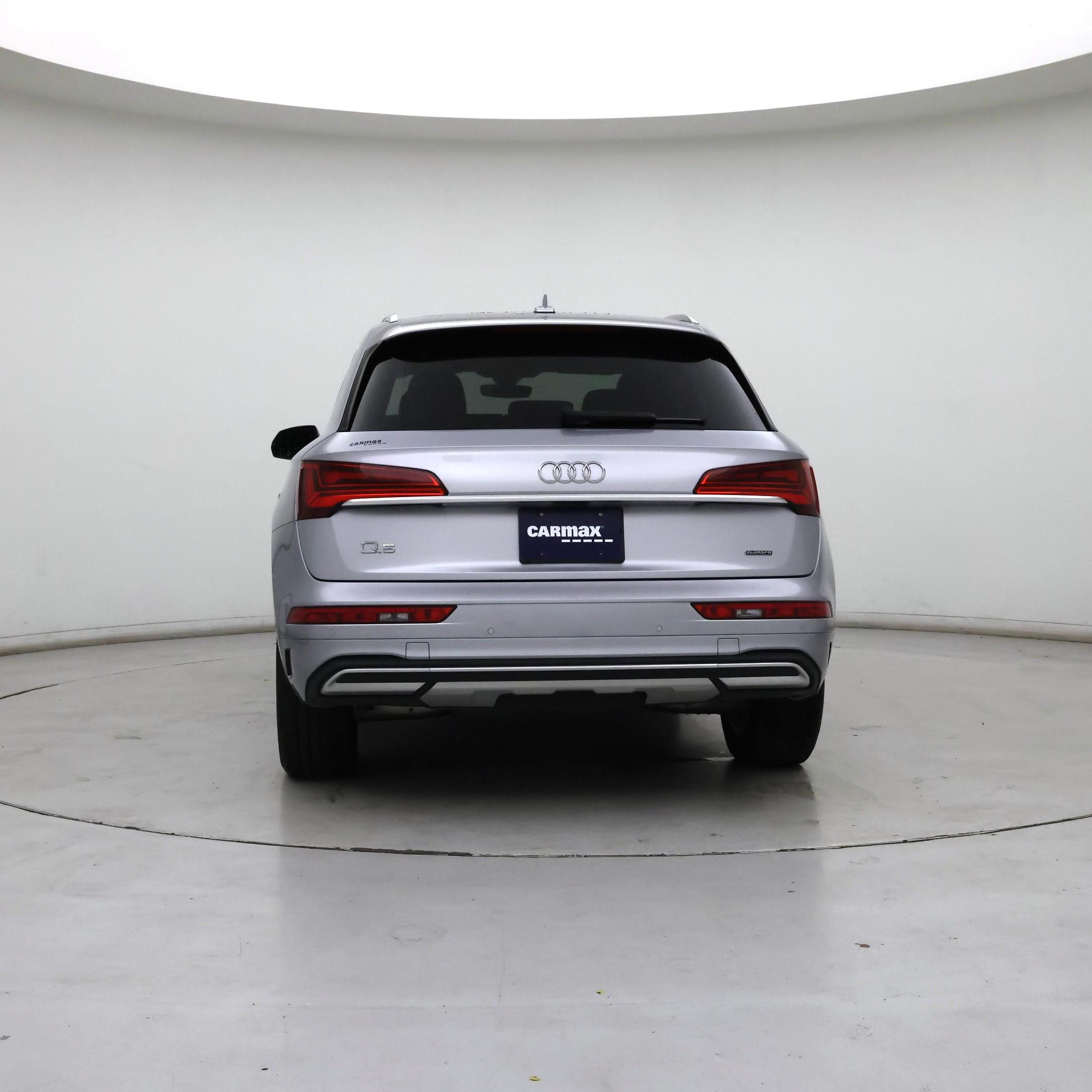 Thumbnail: 2023 Audi Q5 - 6
