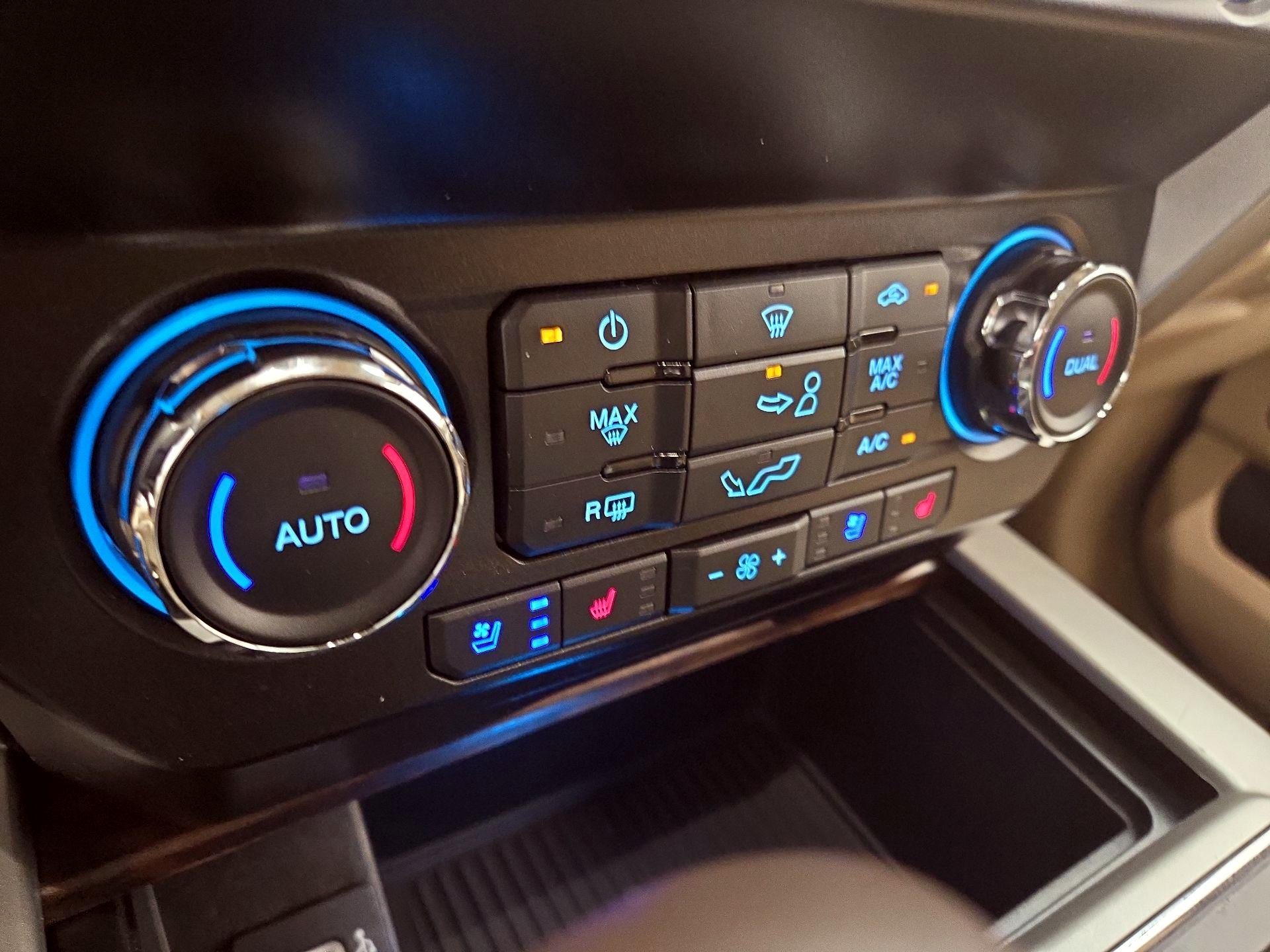 Thumbnail: 2019 Ford F-150 - 17