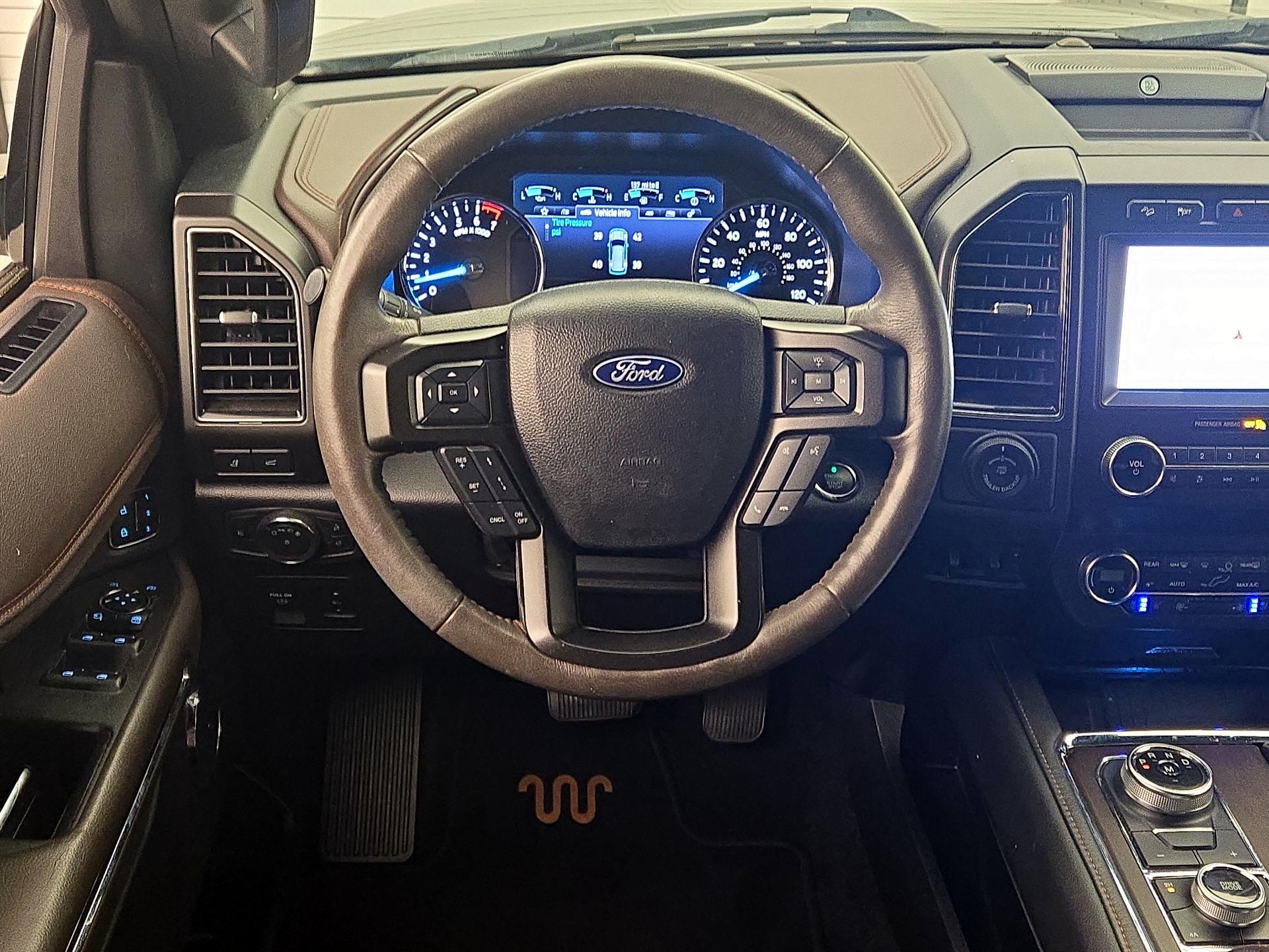 Thumbnail: 2020 Ford Expedition - 10