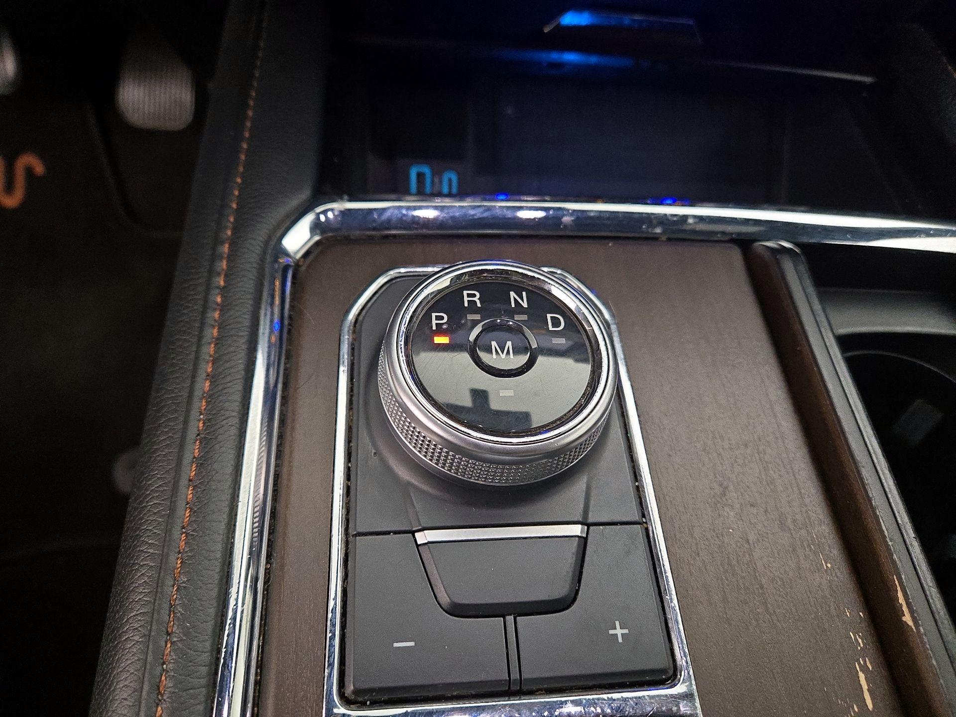 Thumbnail: 2020 Ford Expedition - 18