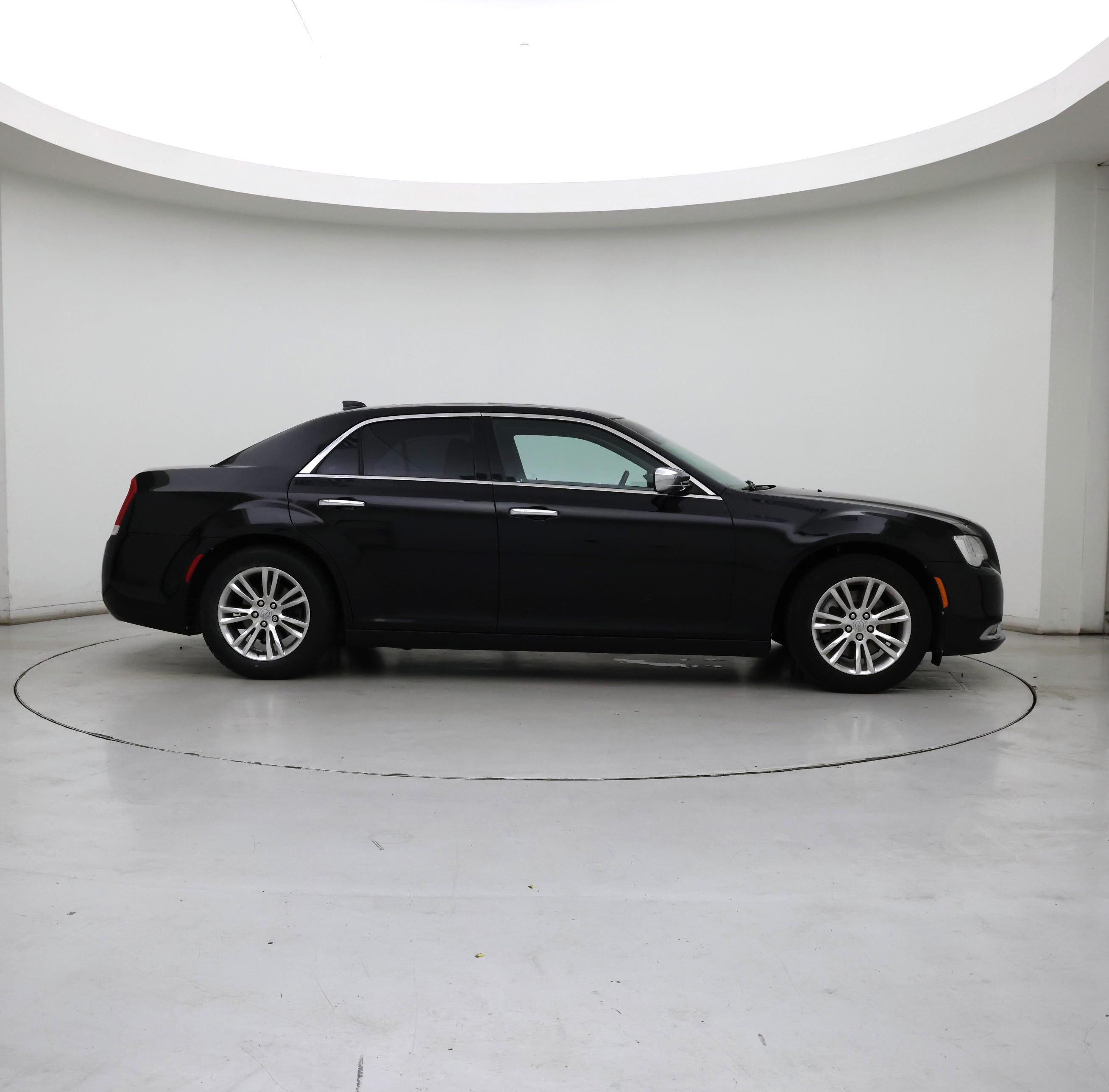 Thumbnail: 2015 Chrysler 300 - 7