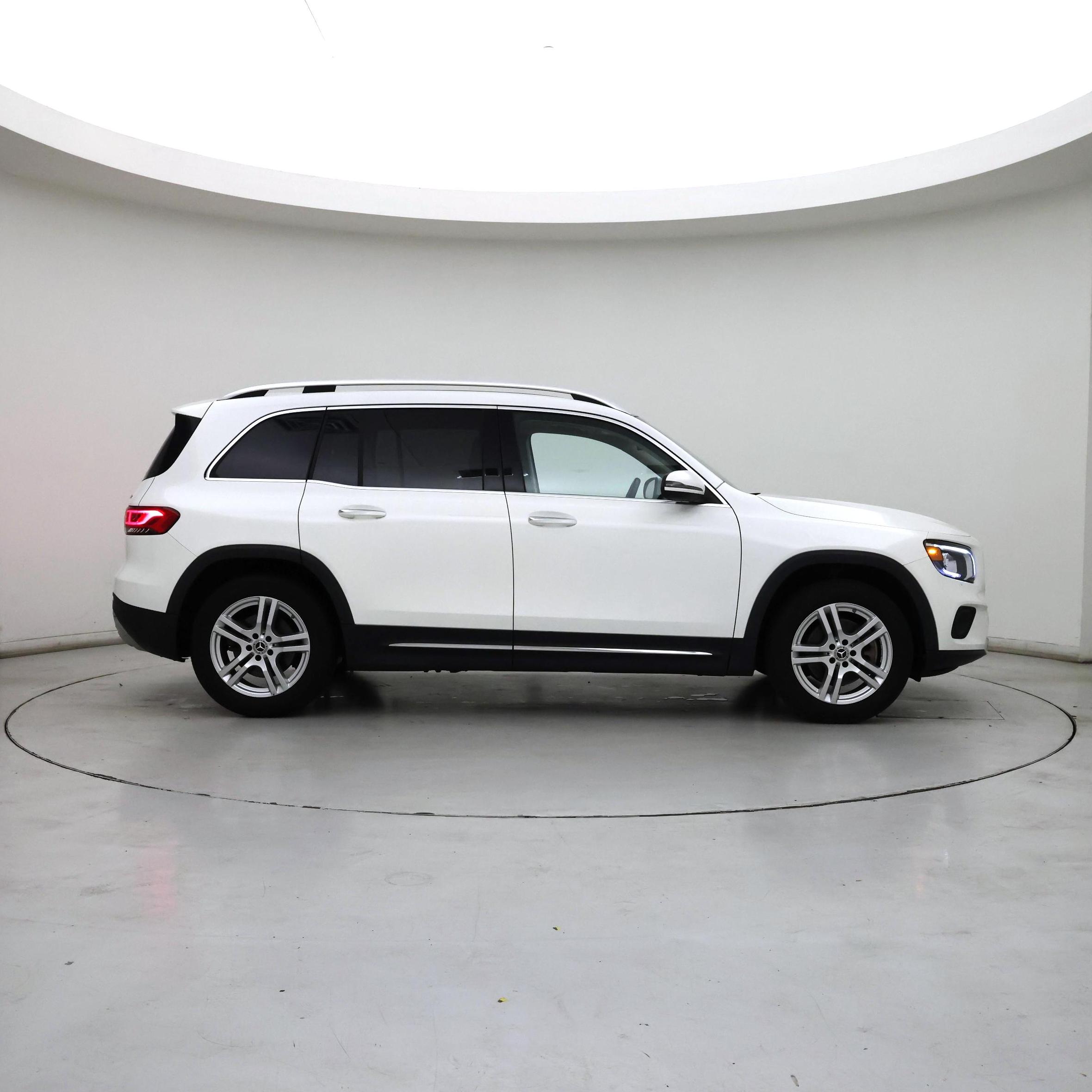 Thumbnail: 2022 Mercedes-Benz GLB - 7