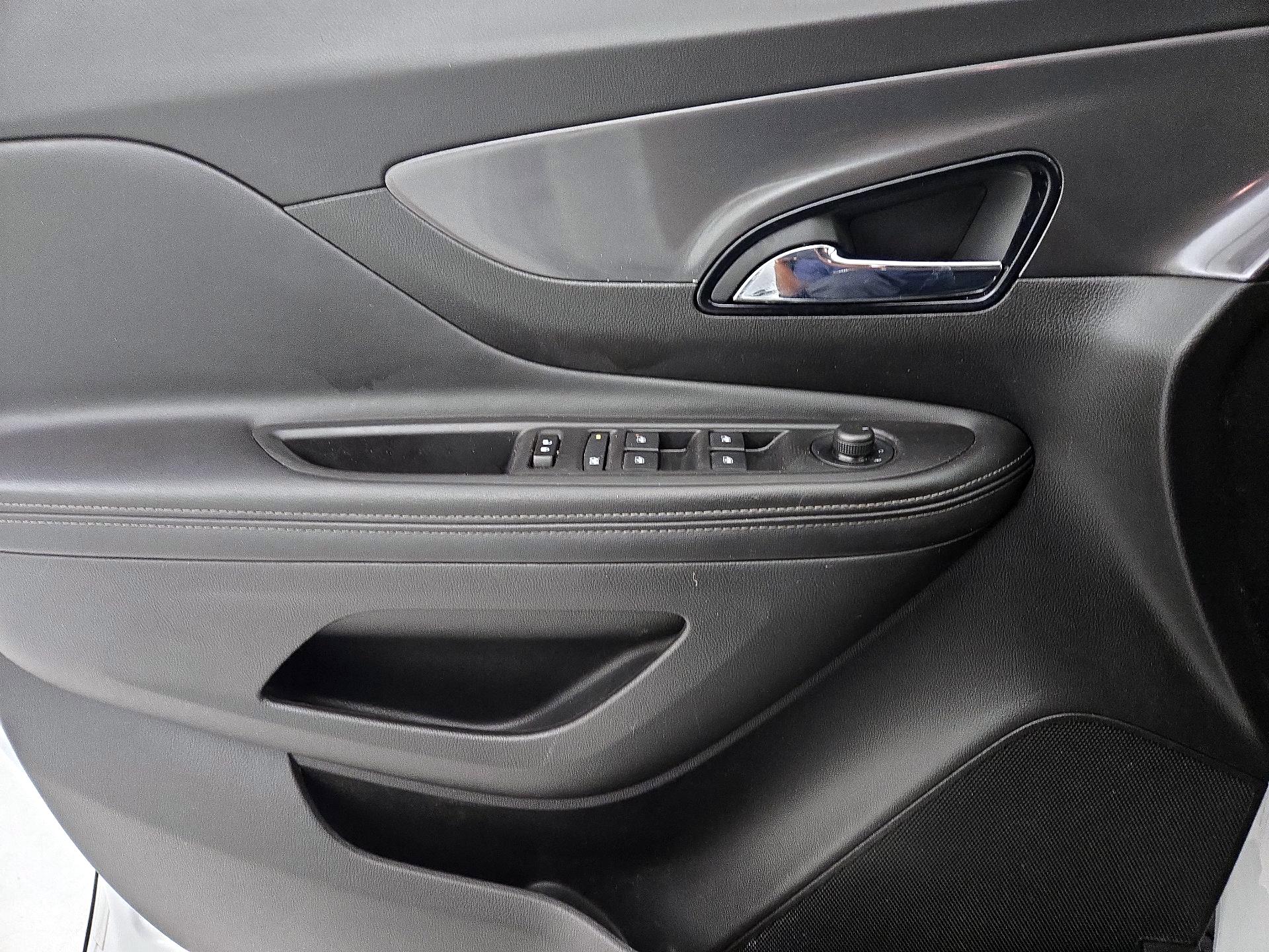 Thumbnail: 2018 Buick Encore - 12