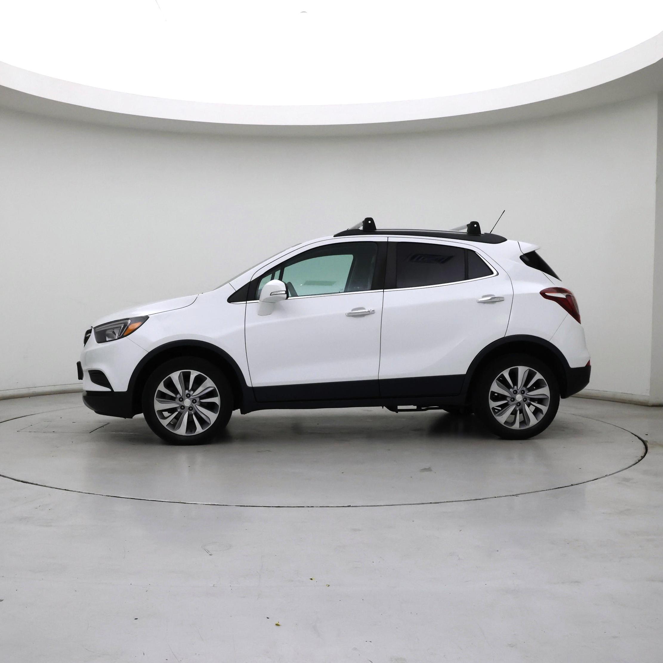 Thumbnail: 2018 Buick Encore - 3