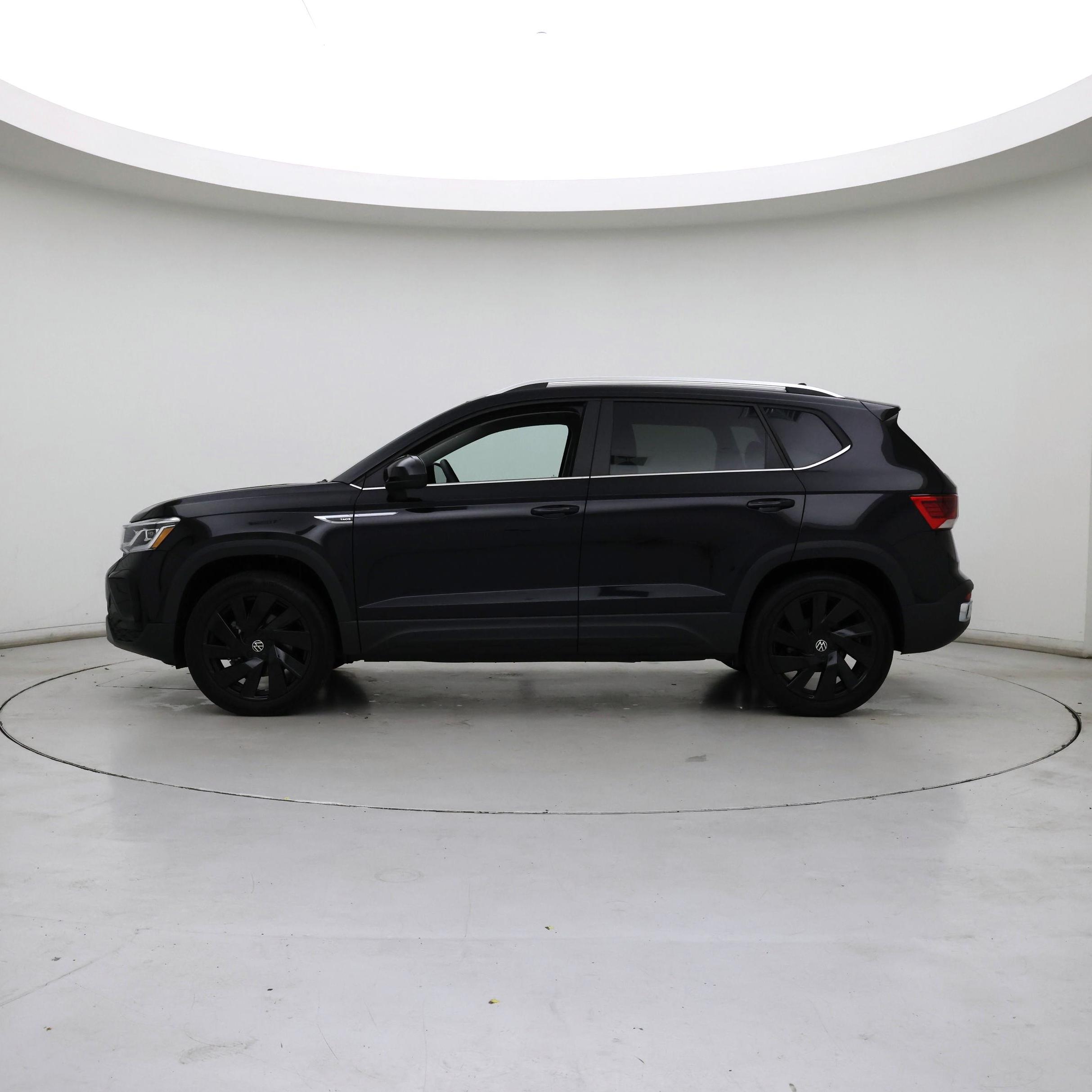 Thumbnail: 2024 Volkswagen Taos - 3