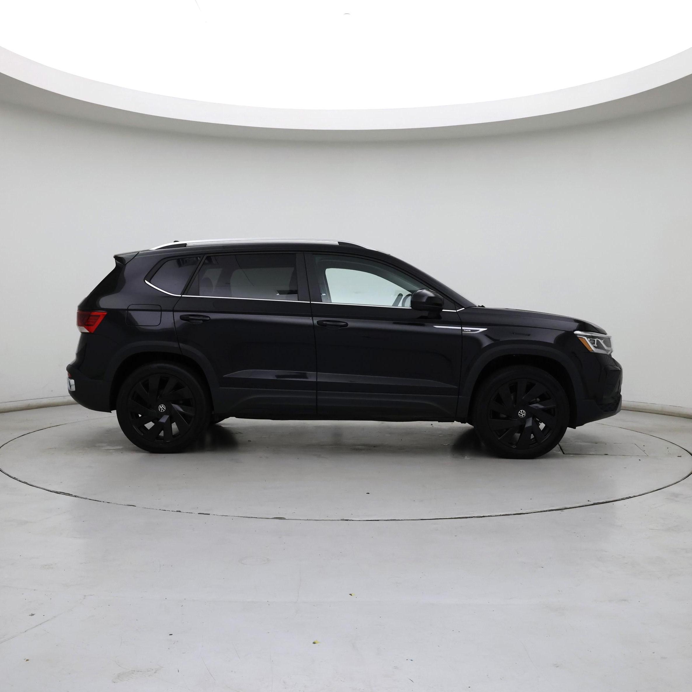 Thumbnail: 2024 Volkswagen Taos - 7