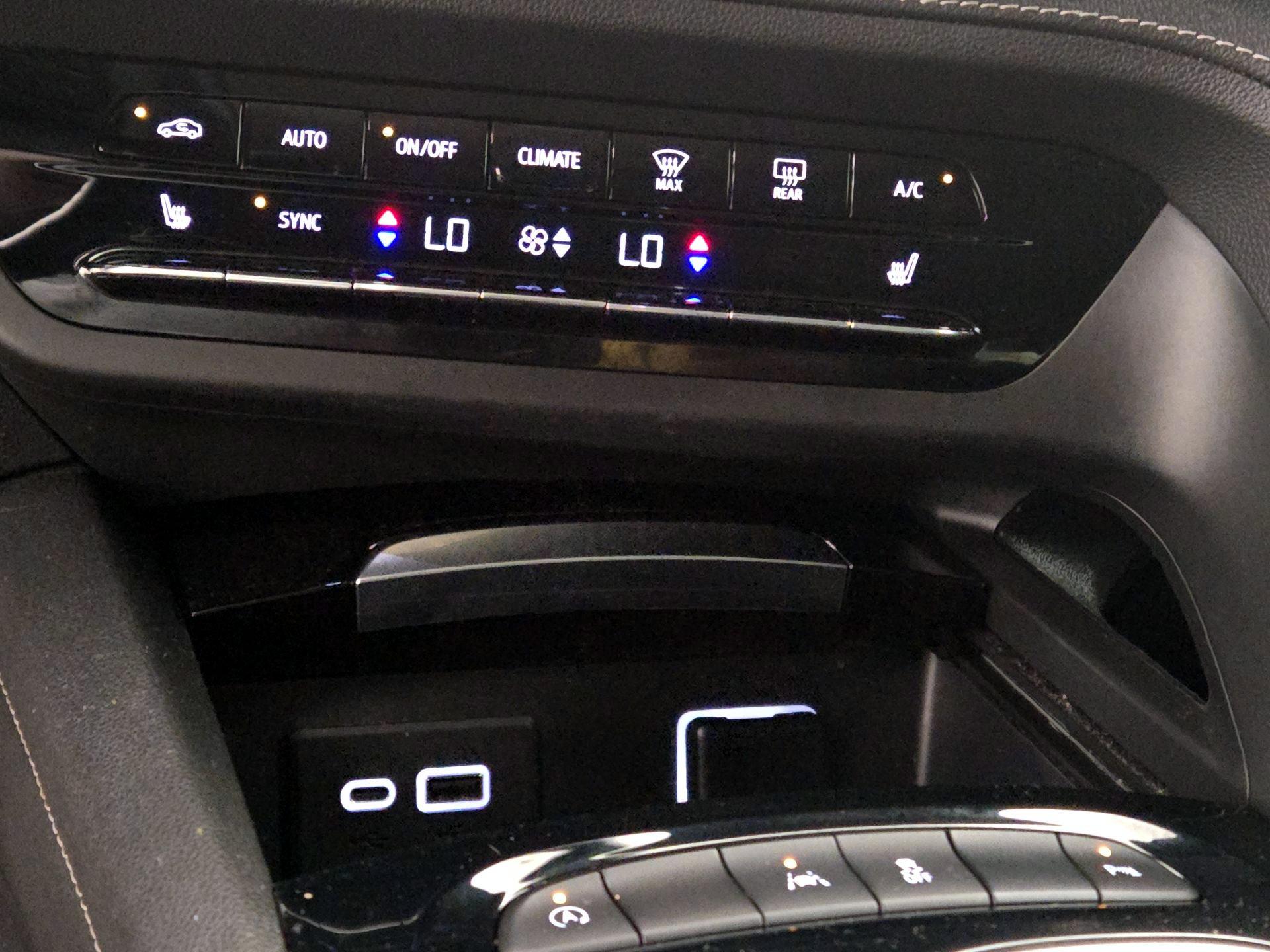 Thumbnail: 2021 Buick Envision - 16