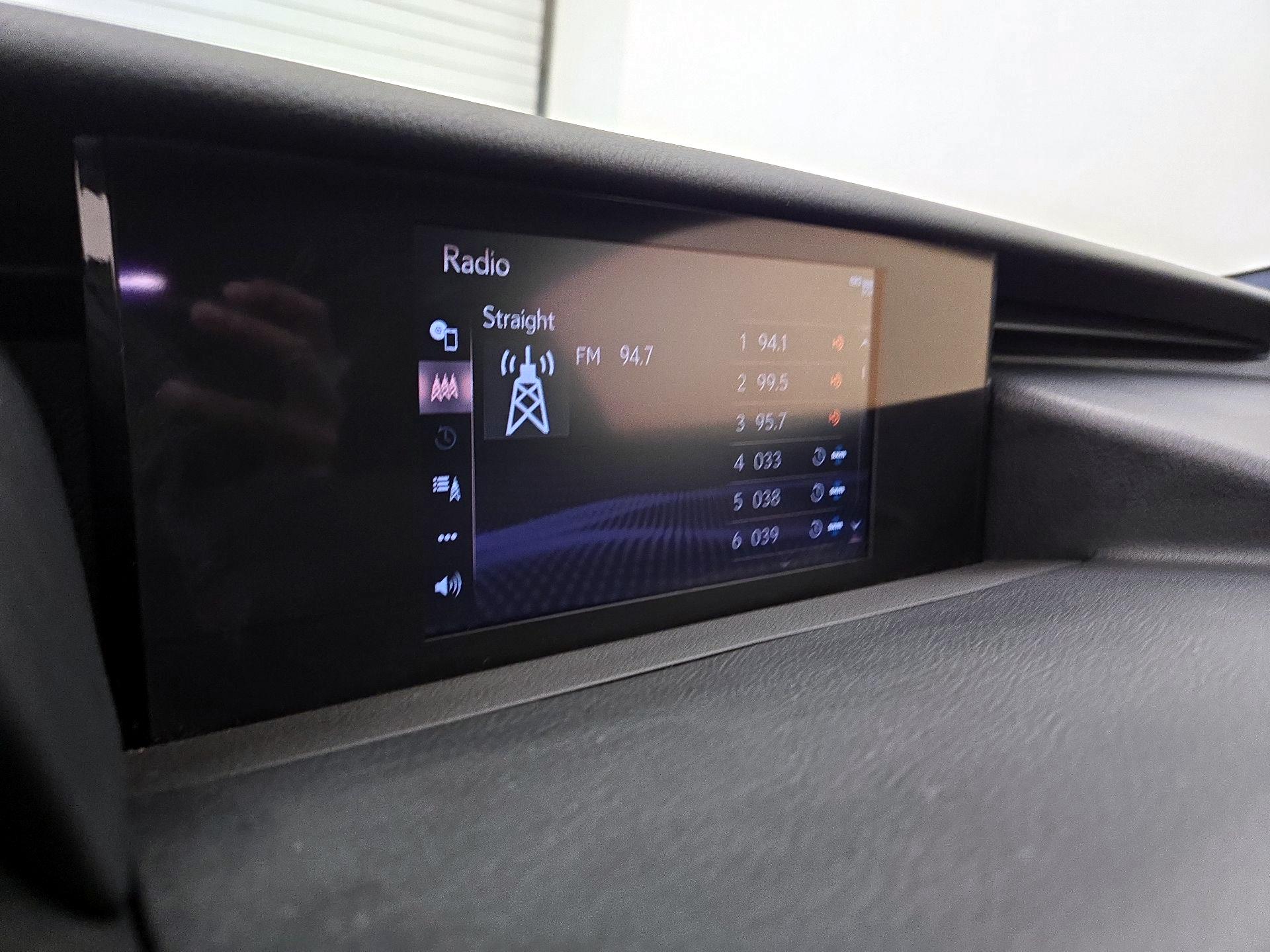 Thumbnail: 2019 Lexus RC - 15