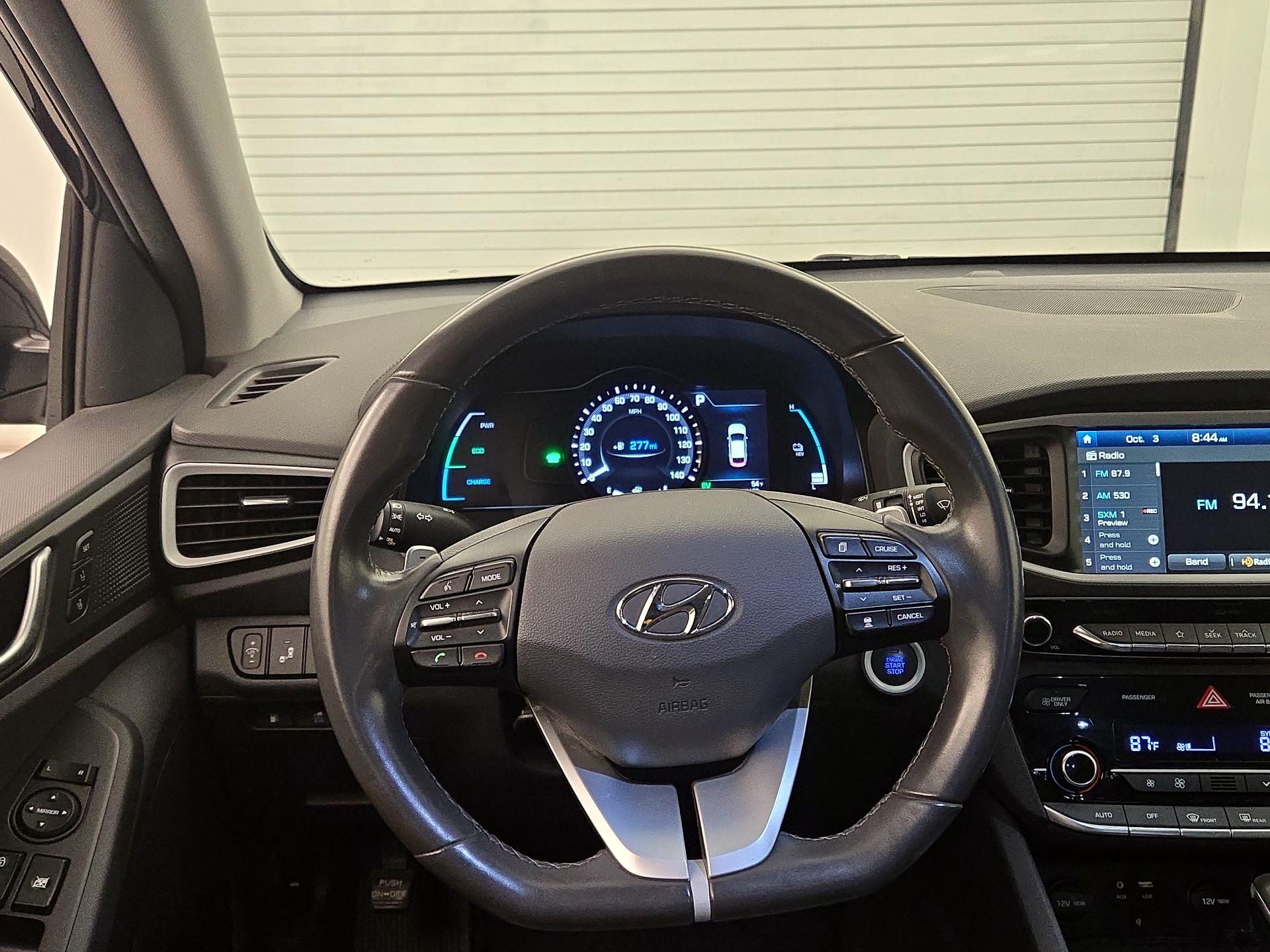Thumbnail: 2019 Hyundai Ioniq - 10