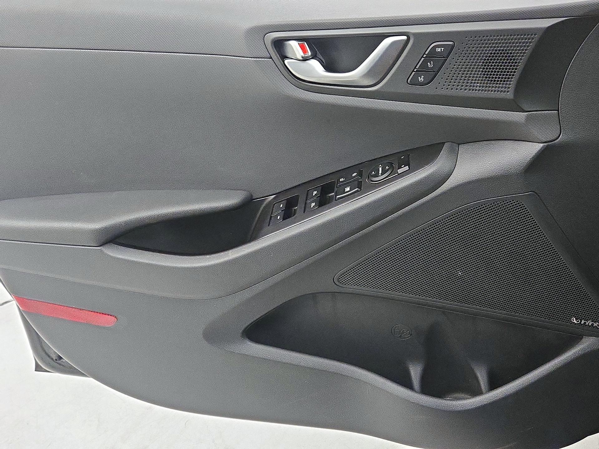 Thumbnail: 2019 Hyundai Ioniq - 12