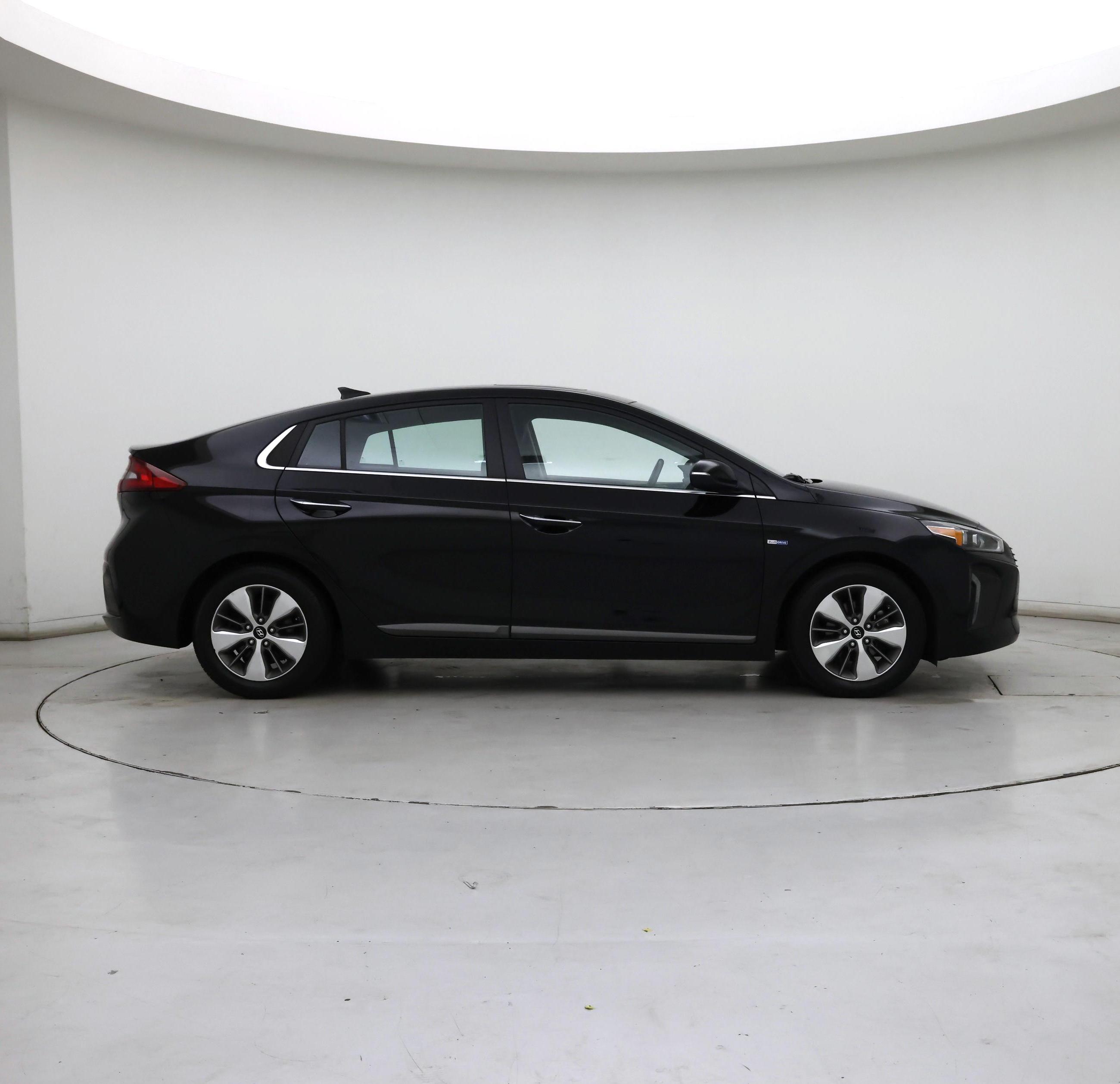 Thumbnail: 2019 Hyundai Ioniq - 7