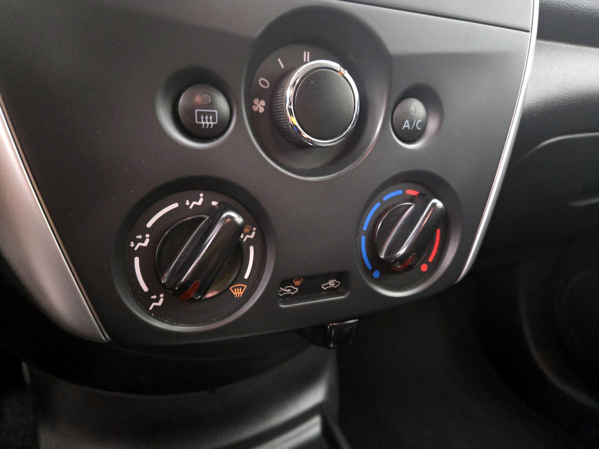 Thumbnail: 2015 Nissan Versa - 15