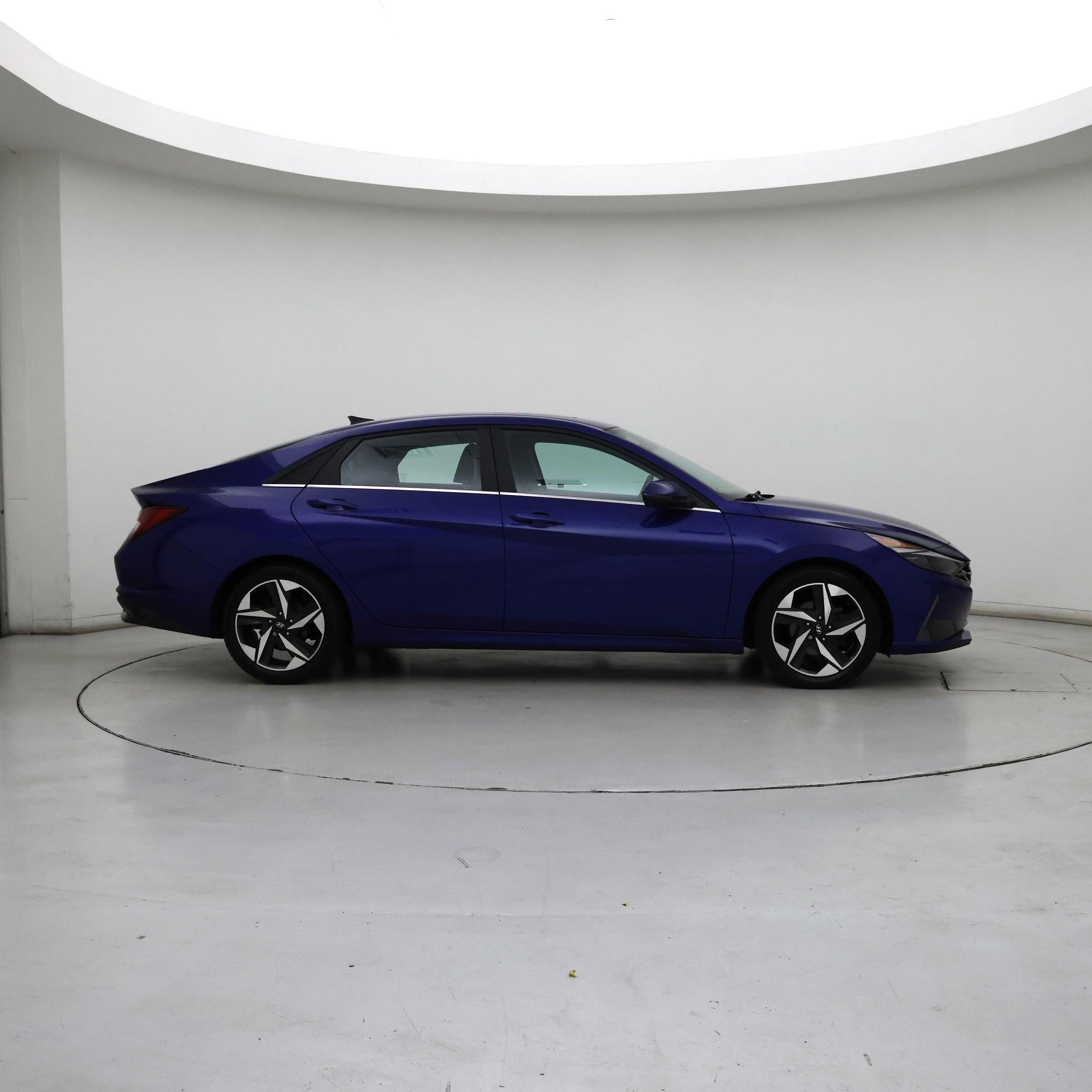 Thumbnail: 2021 Hyundai Elantra - 7