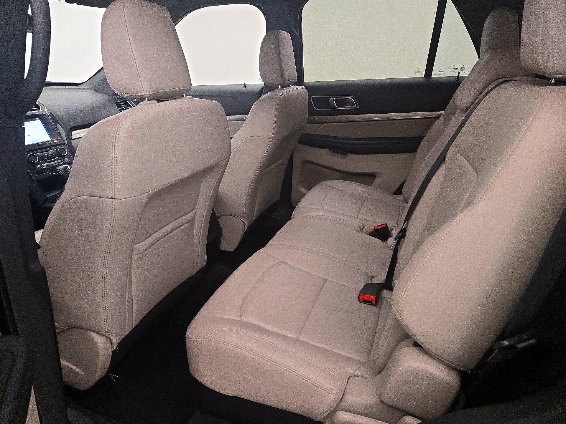 Thumbnail: 2018 Ford Explorer - 20