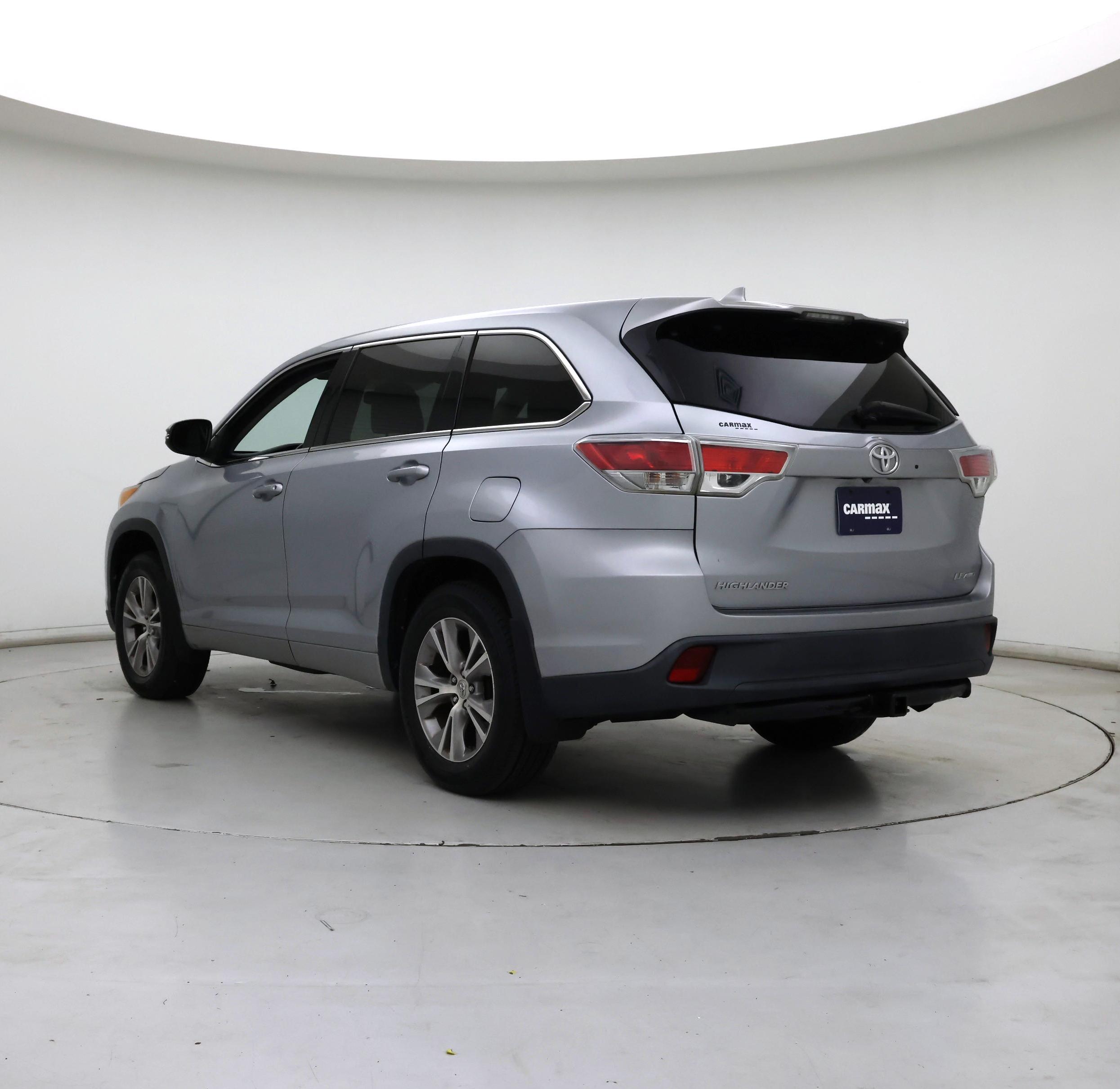 Thumbnail: 2014 Toyota Highlander - 2