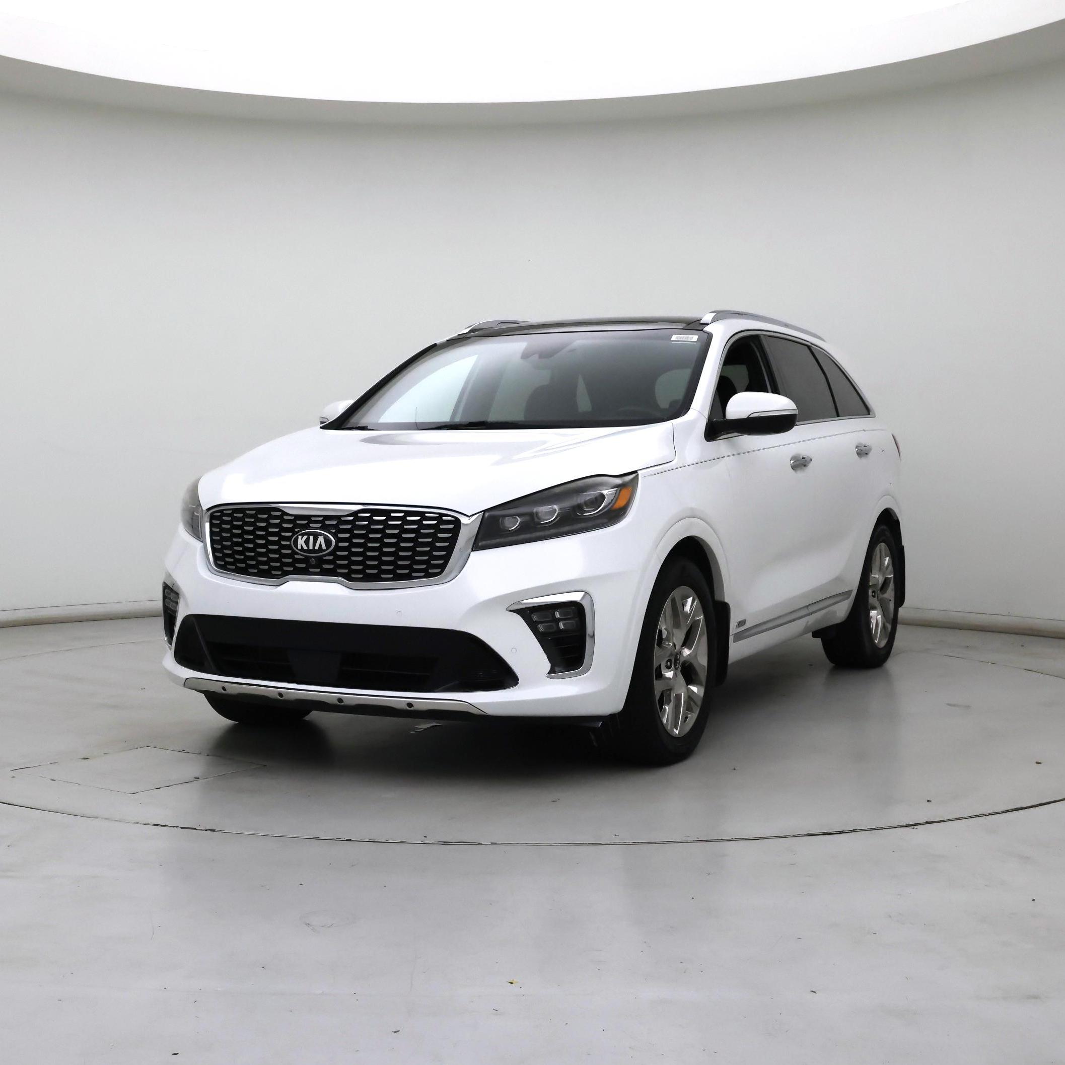 Thumbnail: 2019 Kia Sorento - 4