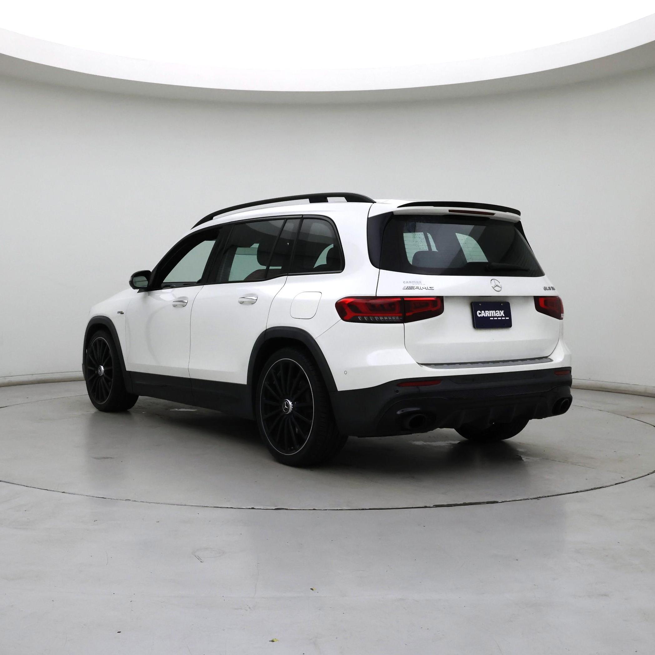 Thumbnail: 2021 Mercedes-Benz GLB - 2