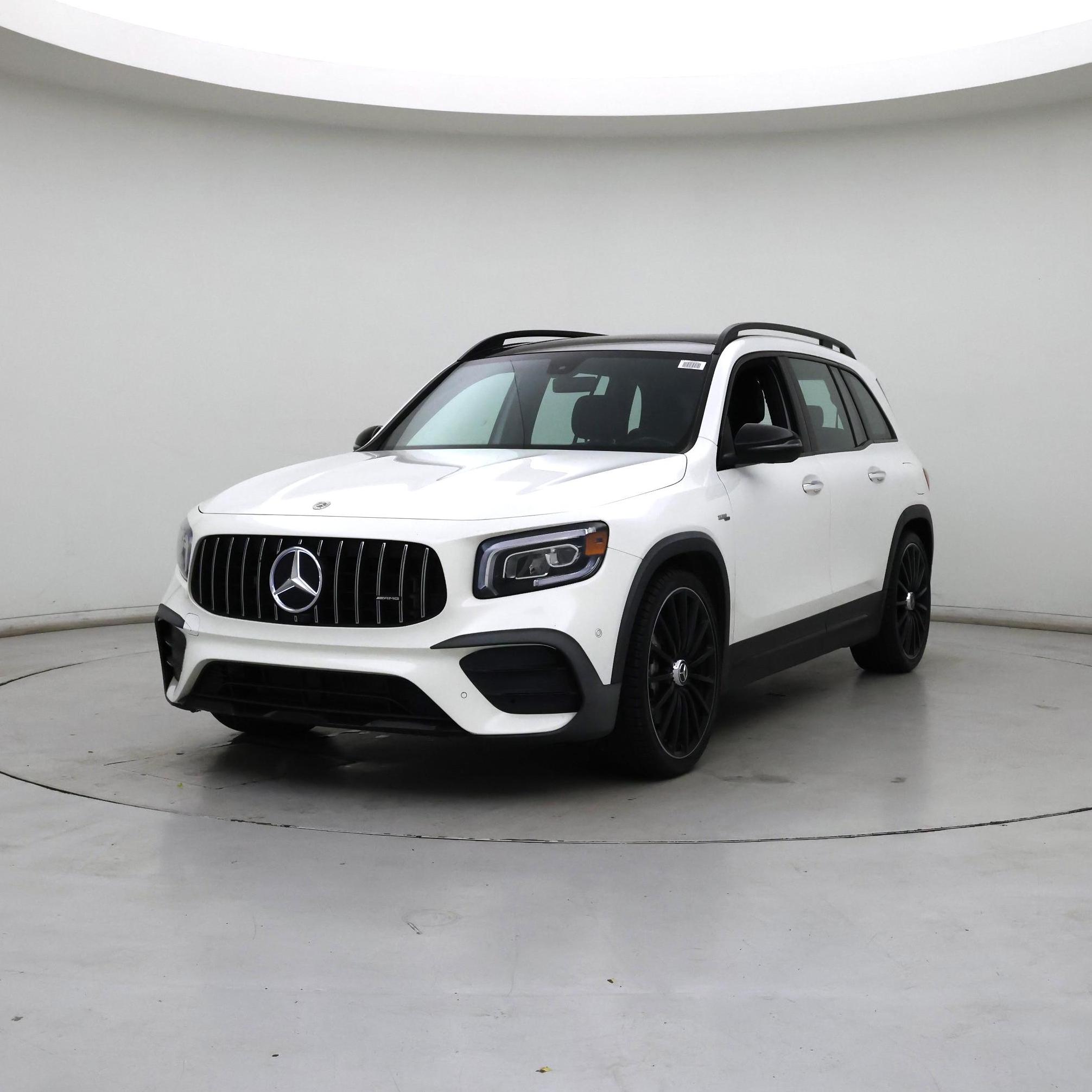 Thumbnail: 2021 Mercedes-Benz GLB - 4