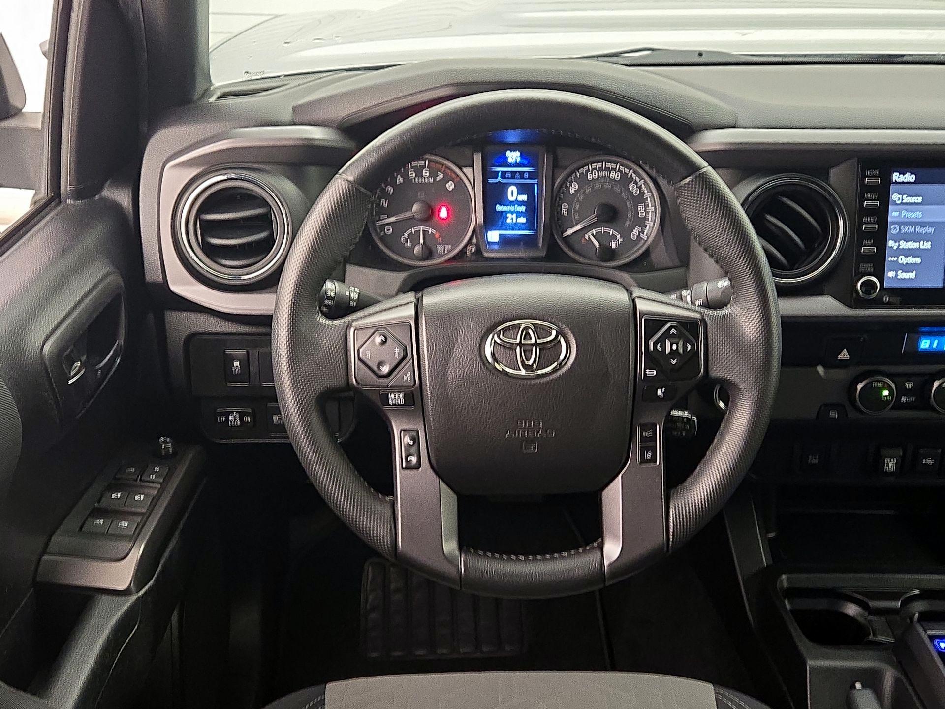 Thumbnail: 2021 Toyota Tacoma - 10