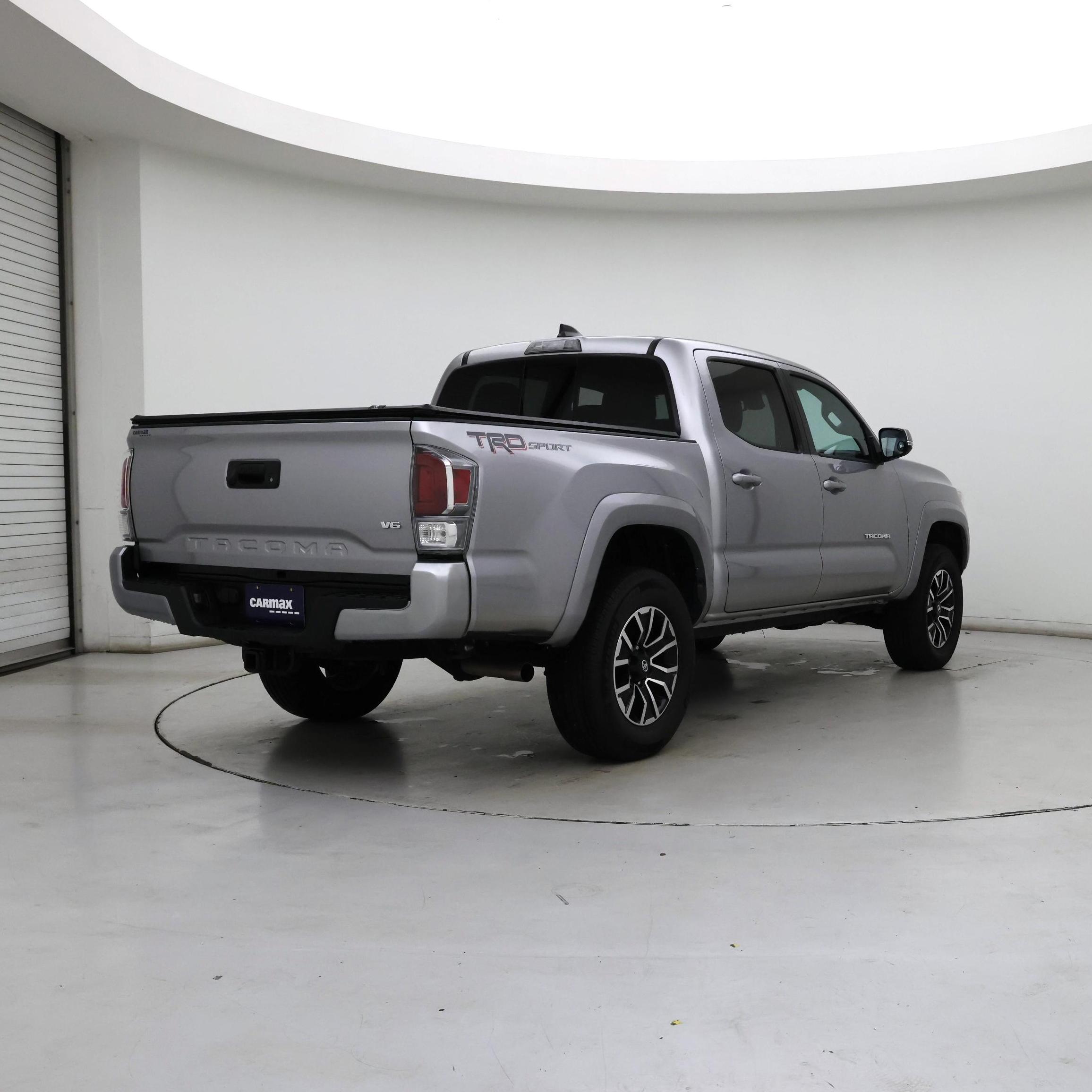 Thumbnail: 2021 Toyota Tacoma - 8