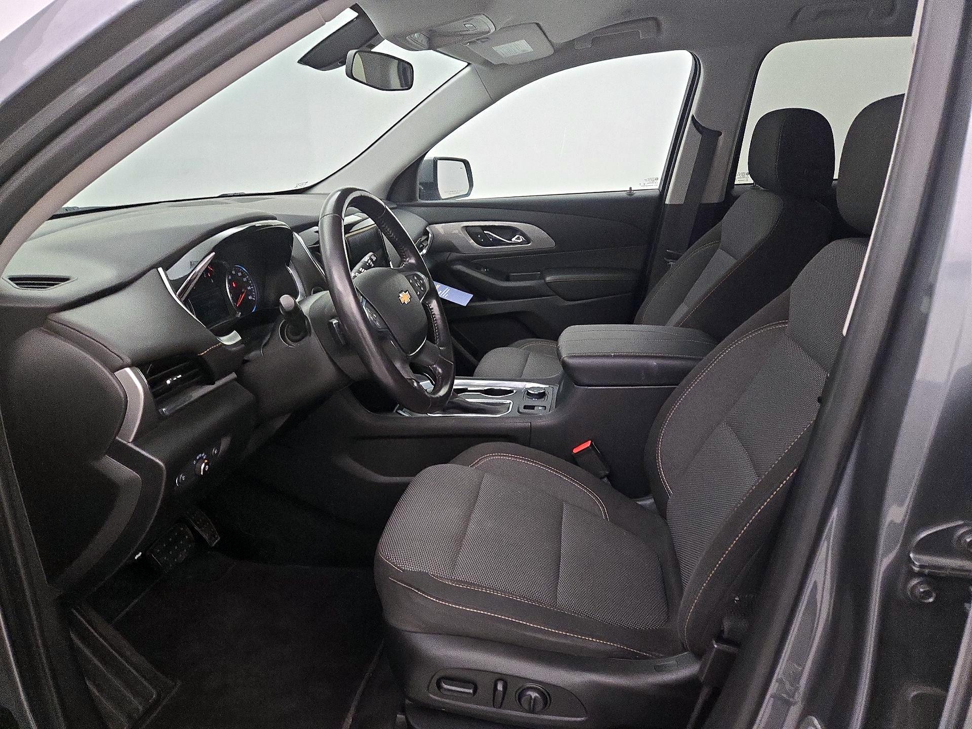 Thumbnail: 2020 Ford Explorer - 11