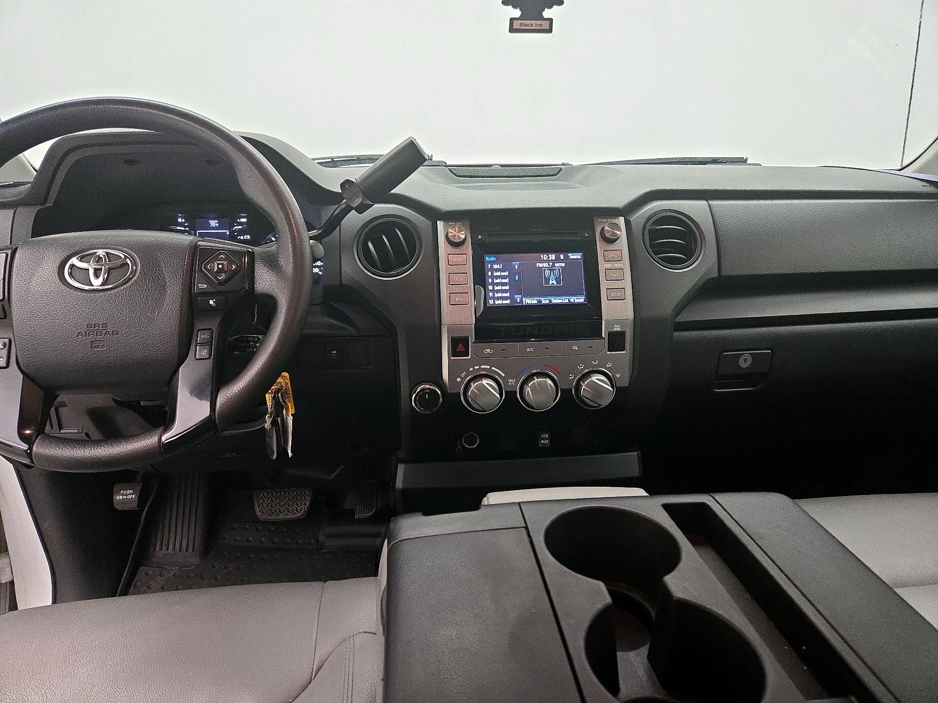 Thumbnail: 2019 Toyota Tundra - 9