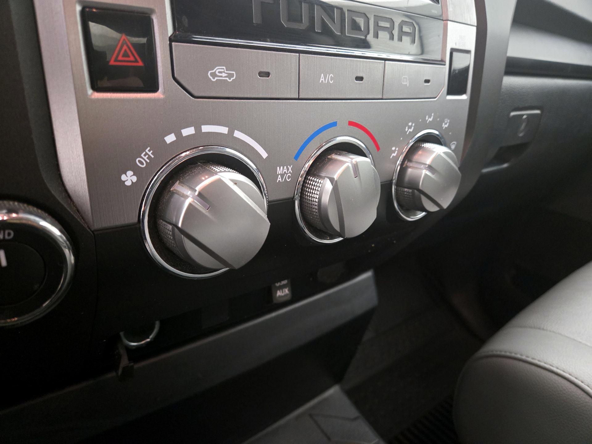 Thumbnail: 2019 Toyota Tundra - 16