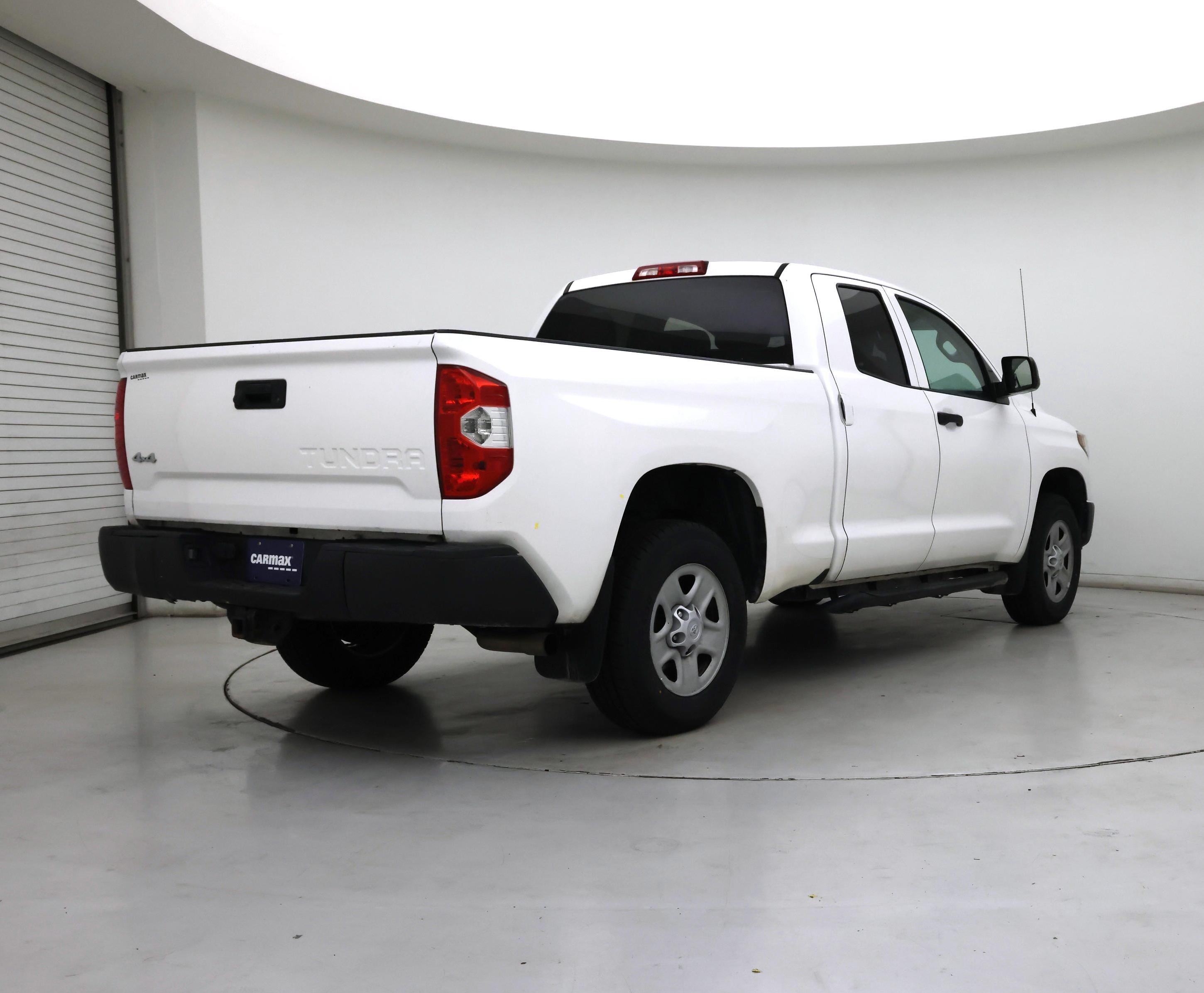 Thumbnail: 2019 Toyota Tundra - 8