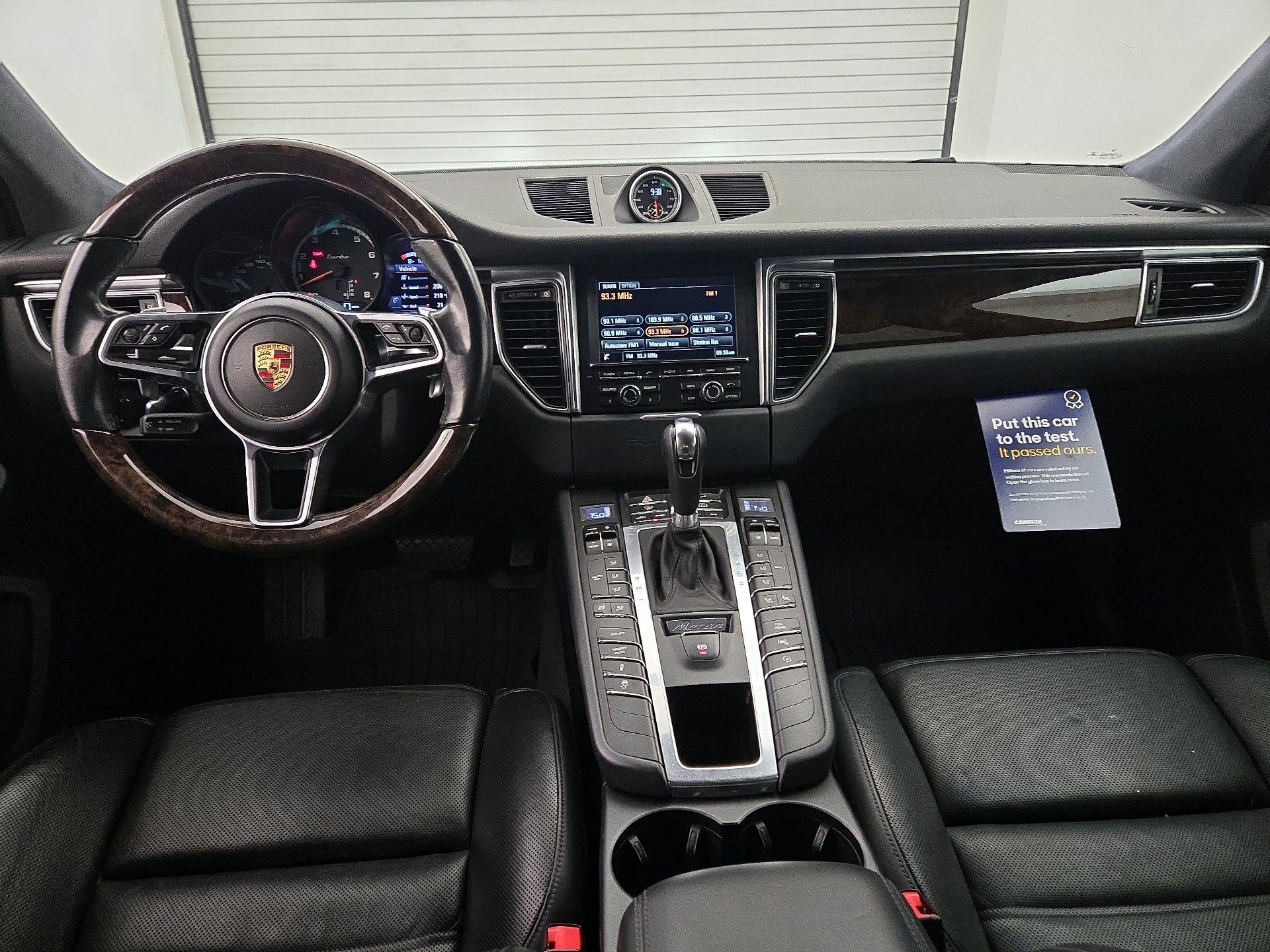 Thumbnail: 2015 Porsche Macan - 9