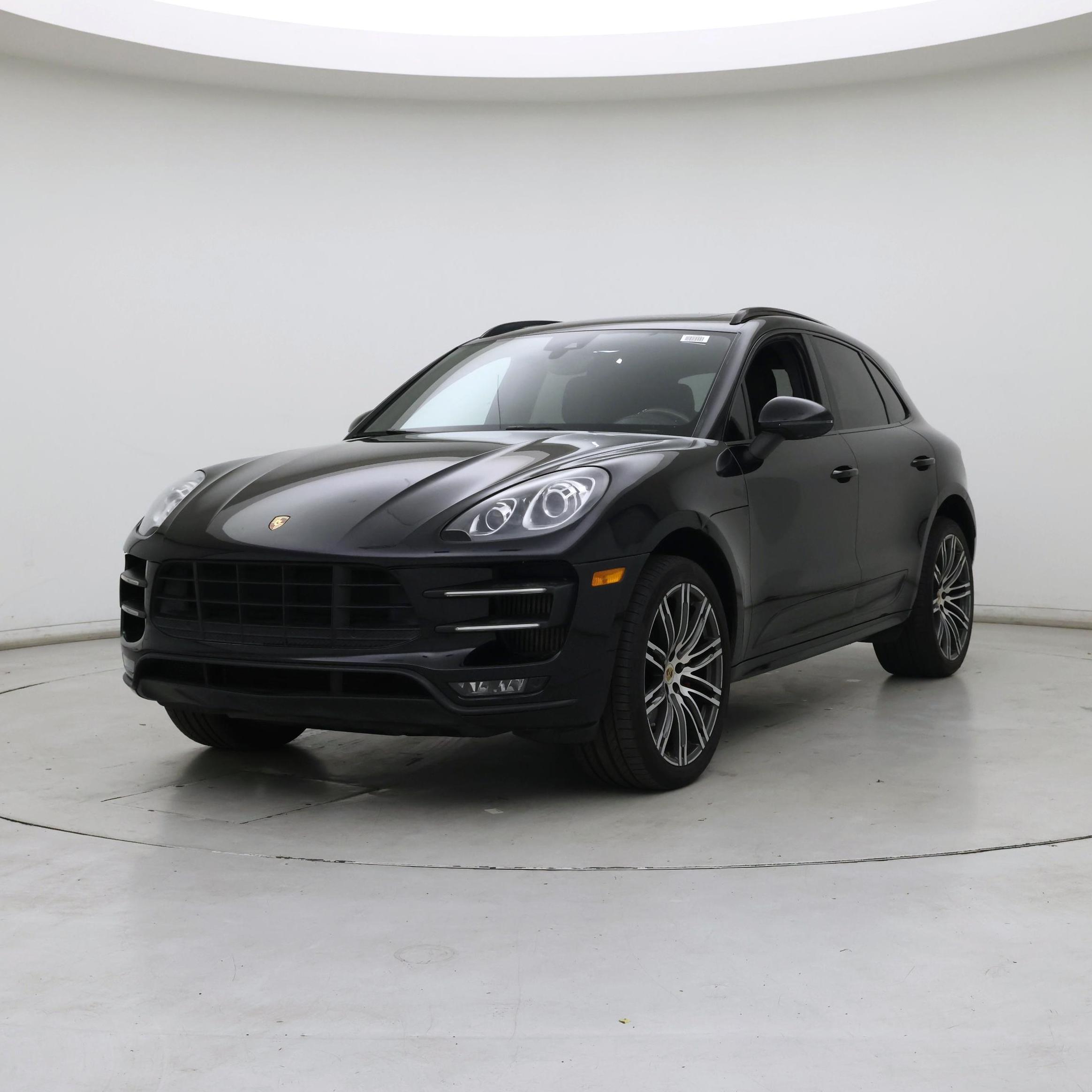 Thumbnail: 2015 Porsche Macan - 4