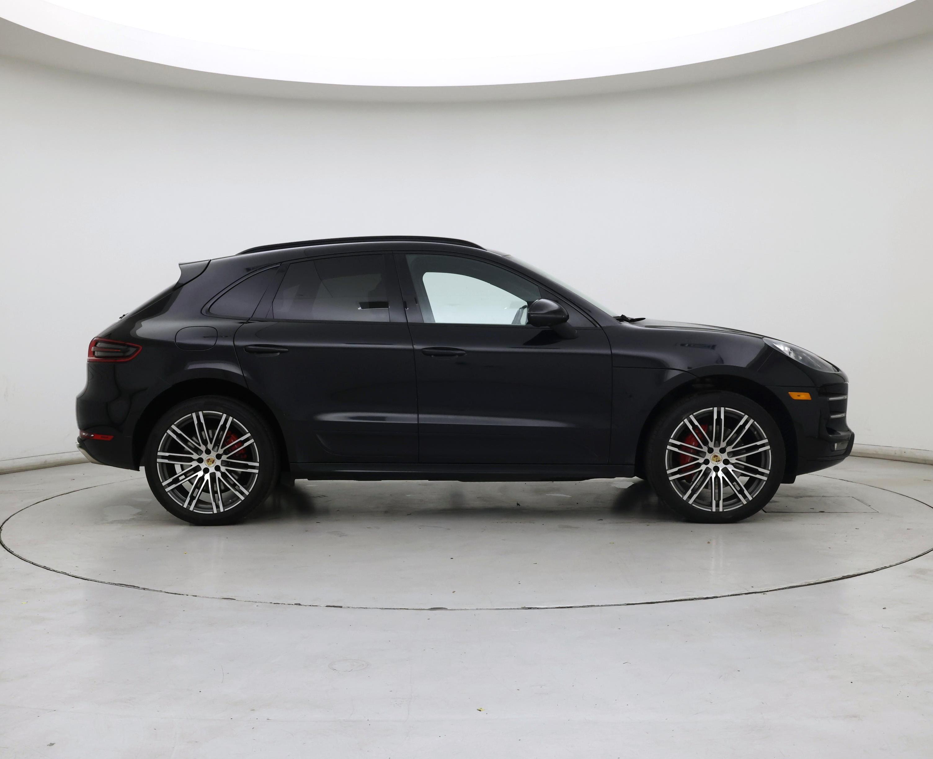 Thumbnail: 2015 Porsche Macan - 7