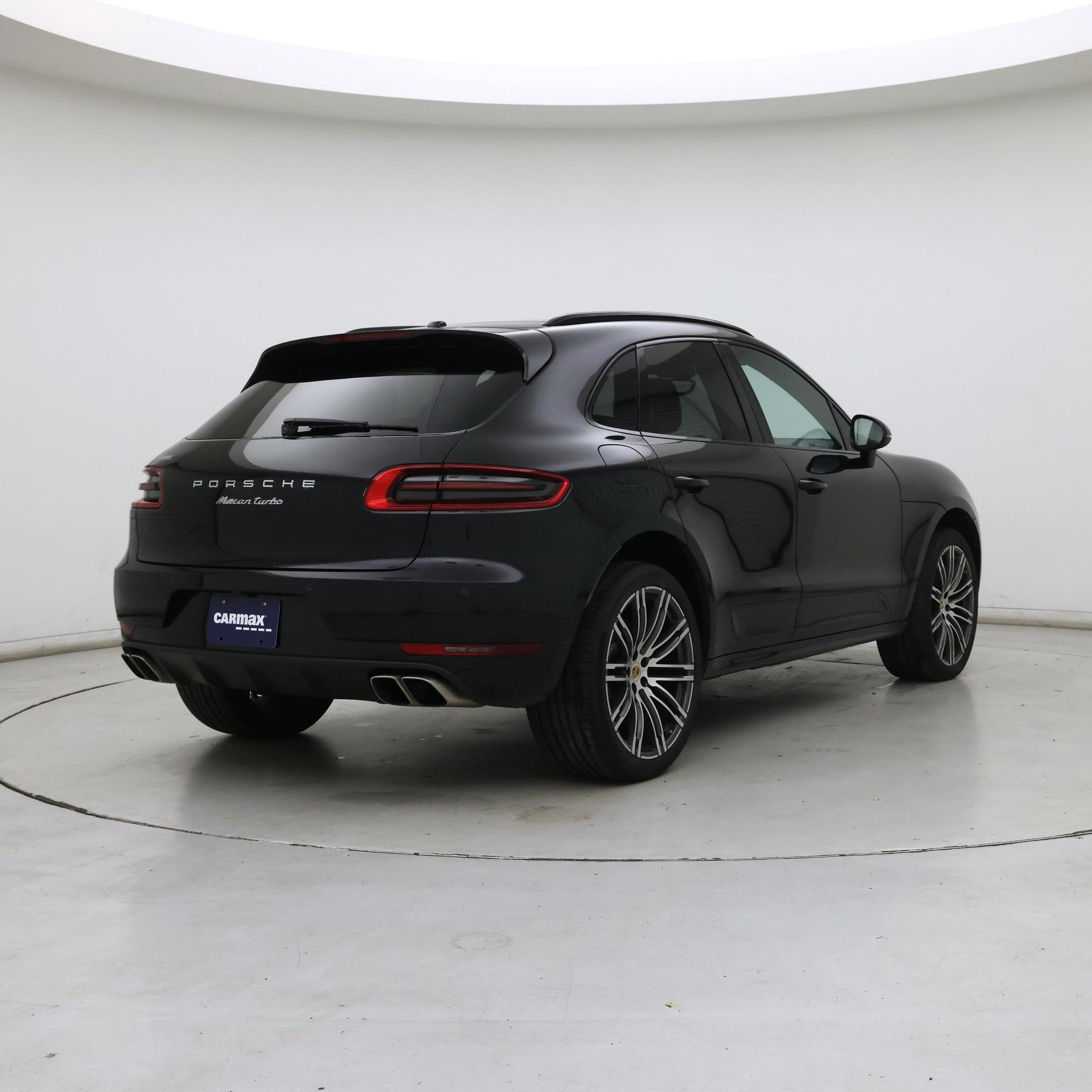 Thumbnail: 2015 Porsche Macan - 8