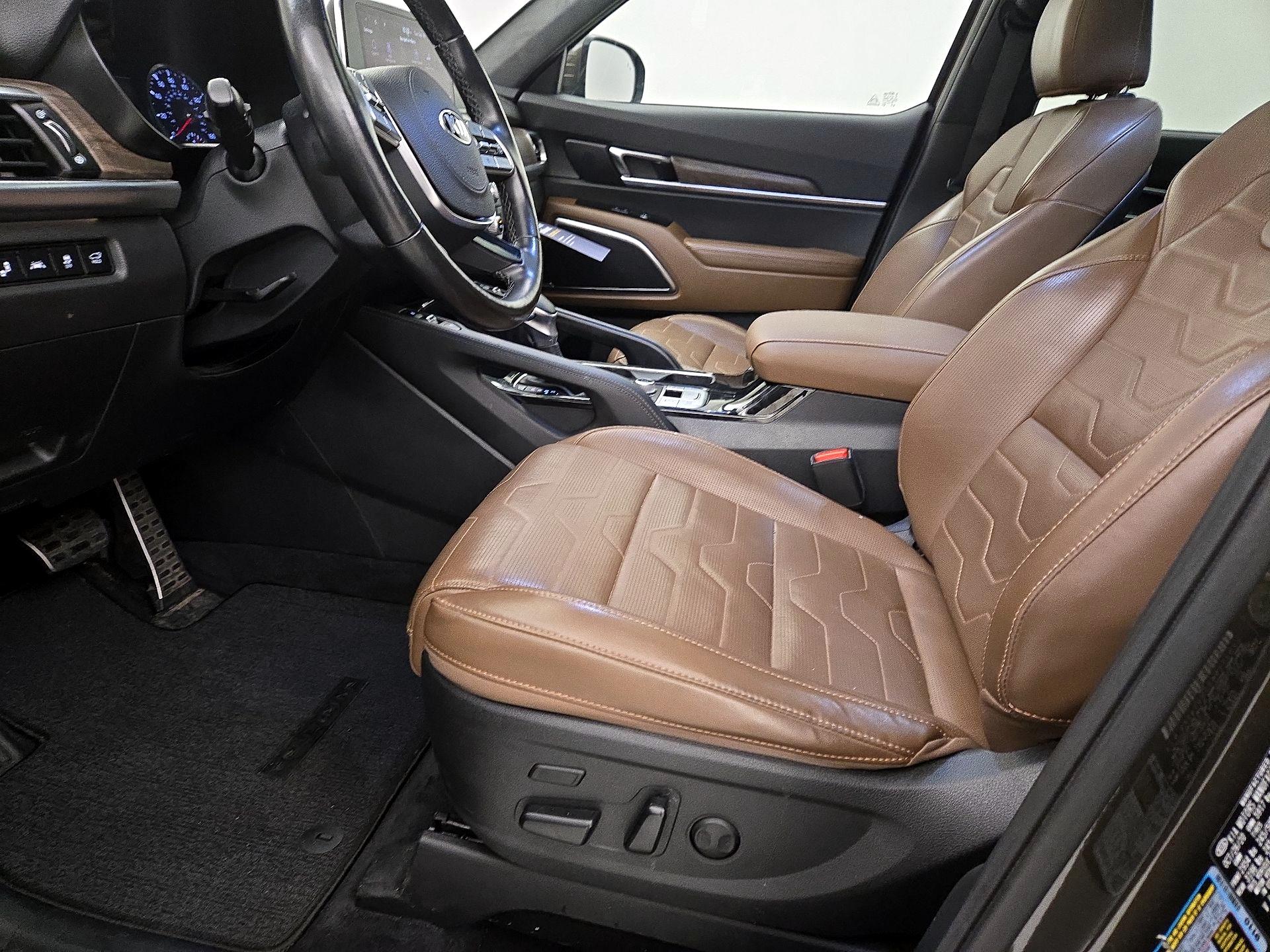 Thumbnail: 2021 Kia Telluride - 11